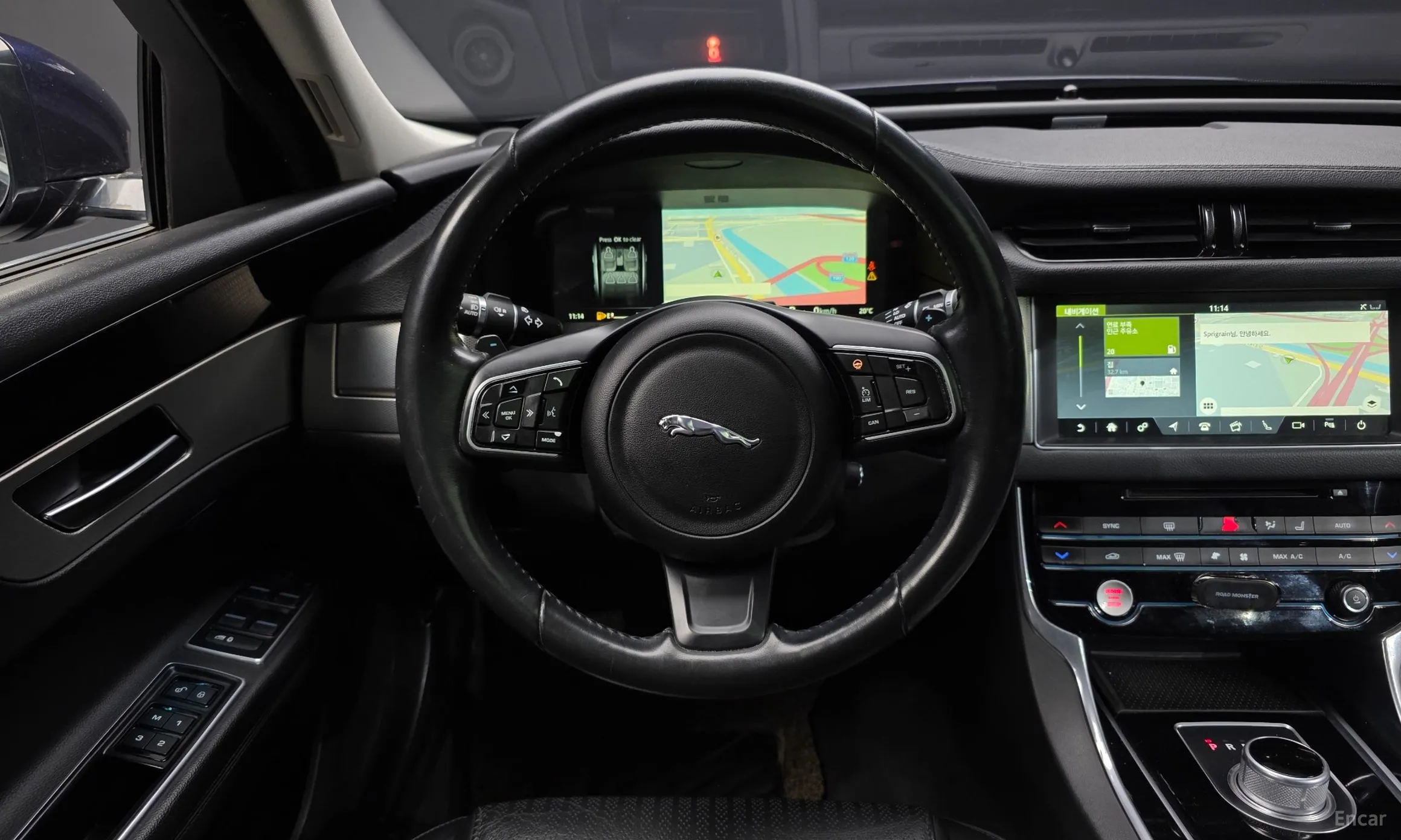 Jaguar XF (x260) превью 14