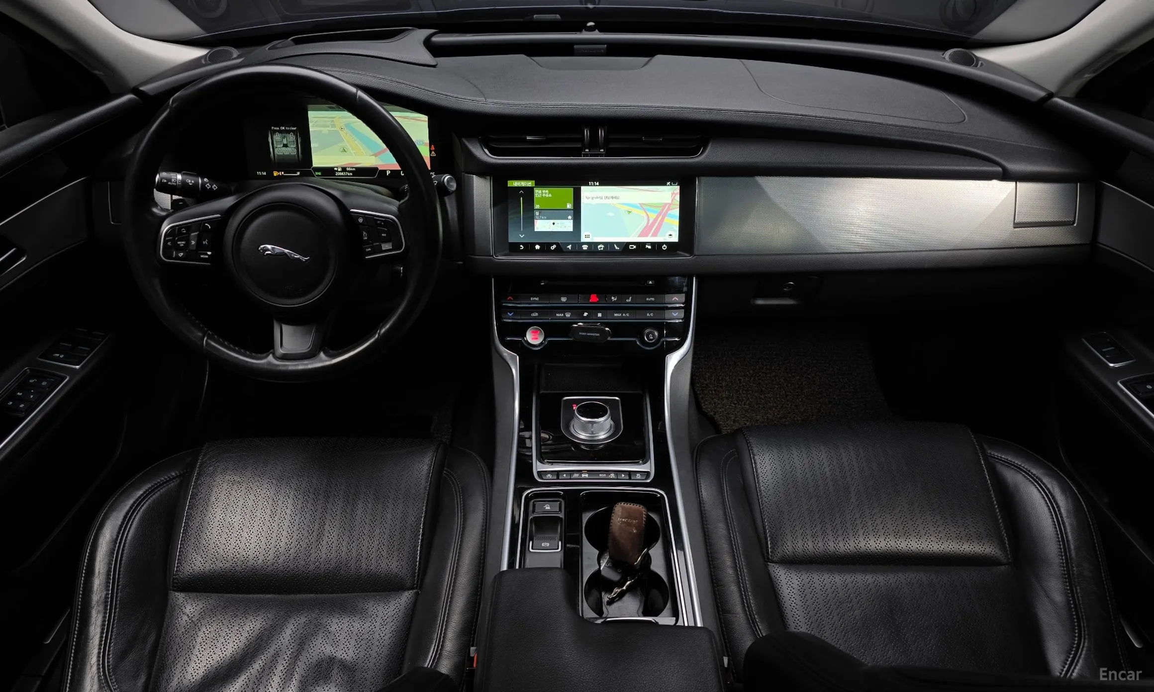 Jaguar XF (x260) превью 7