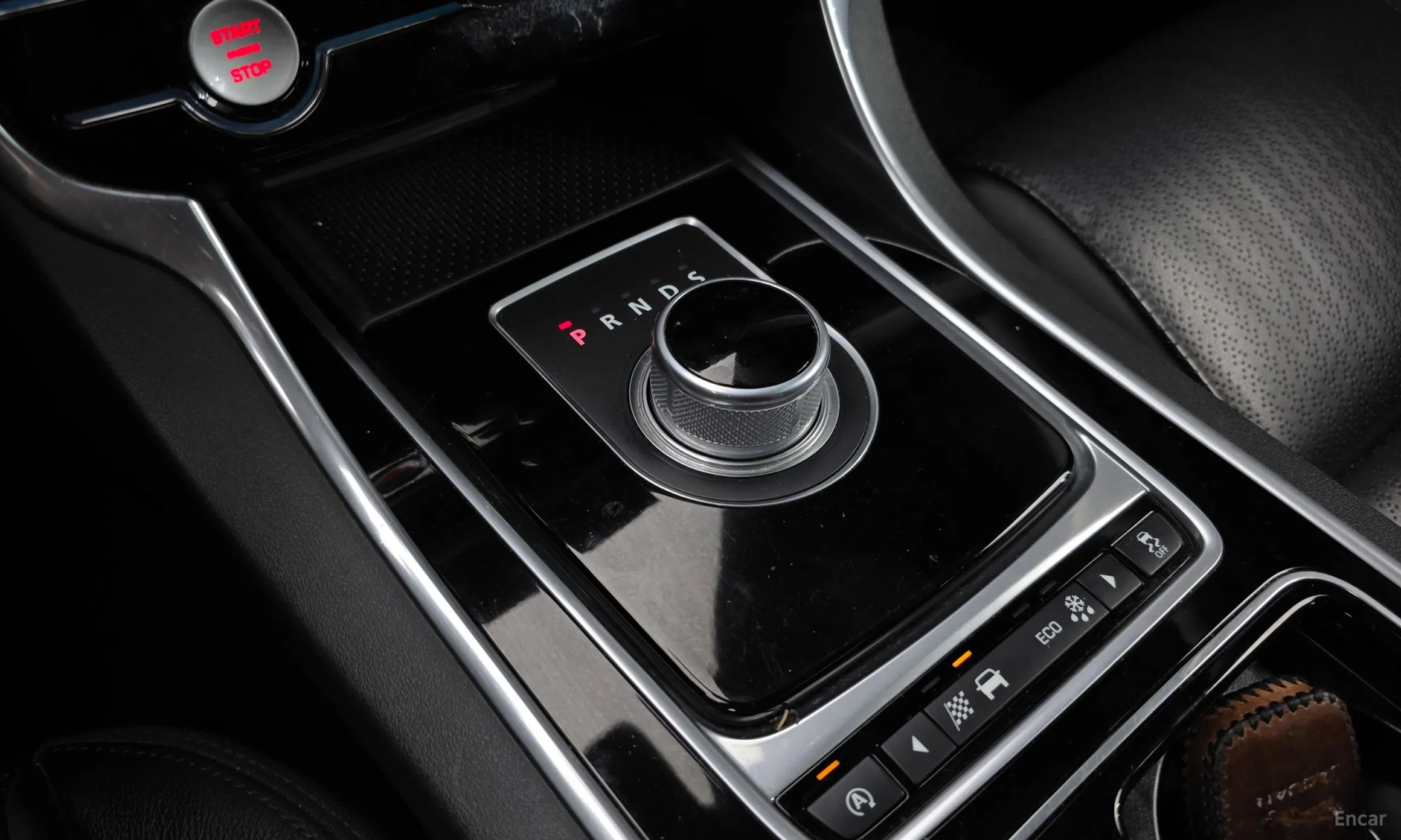 Jaguar XF (x260) превью 9