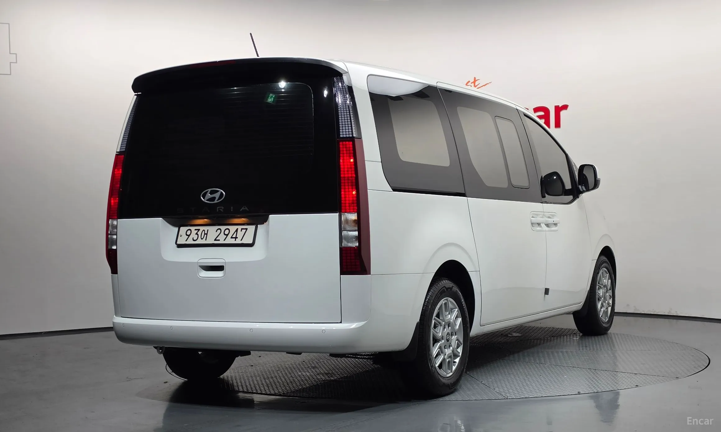 Hyundai Staria превью 2