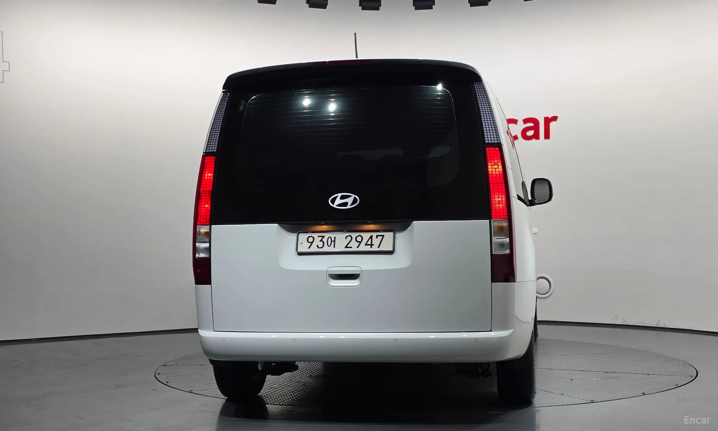 Hyundai Staria превью 4
