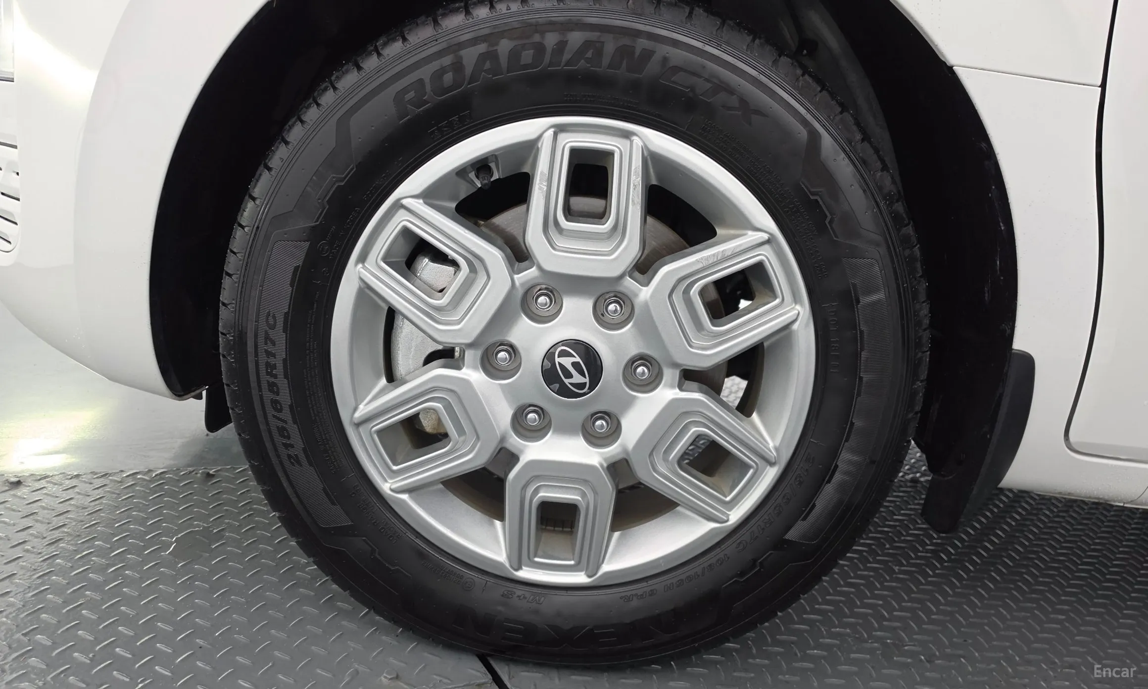 Hyundai Staria превью 5