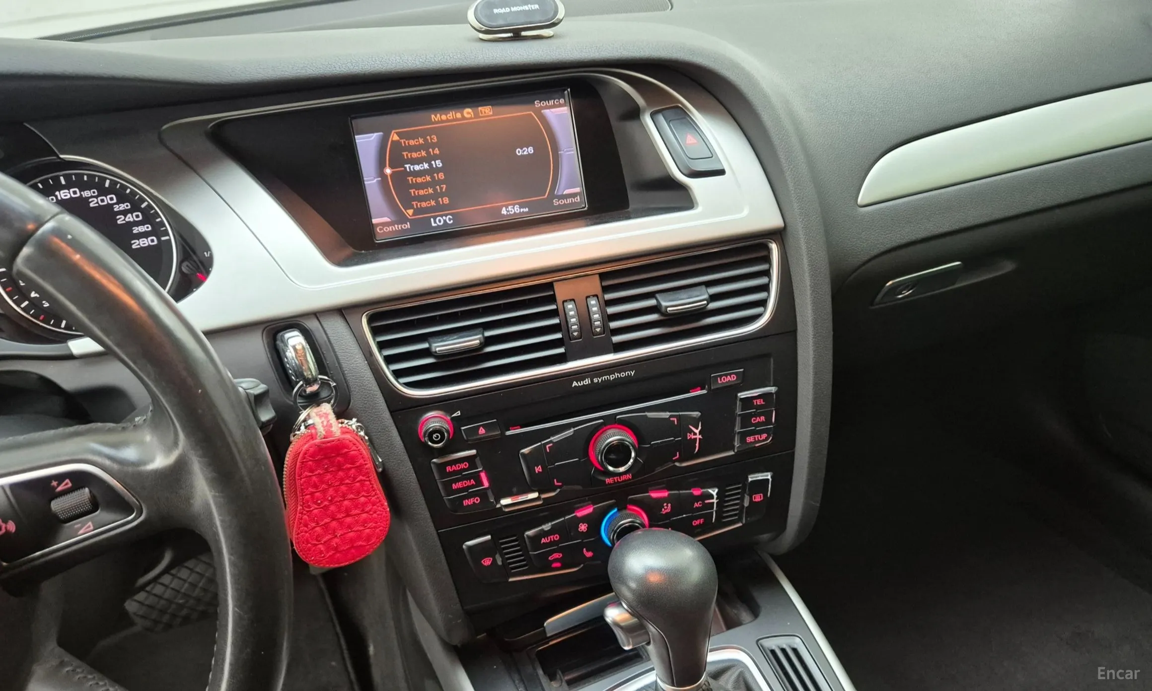 Audi New A4 превью 14