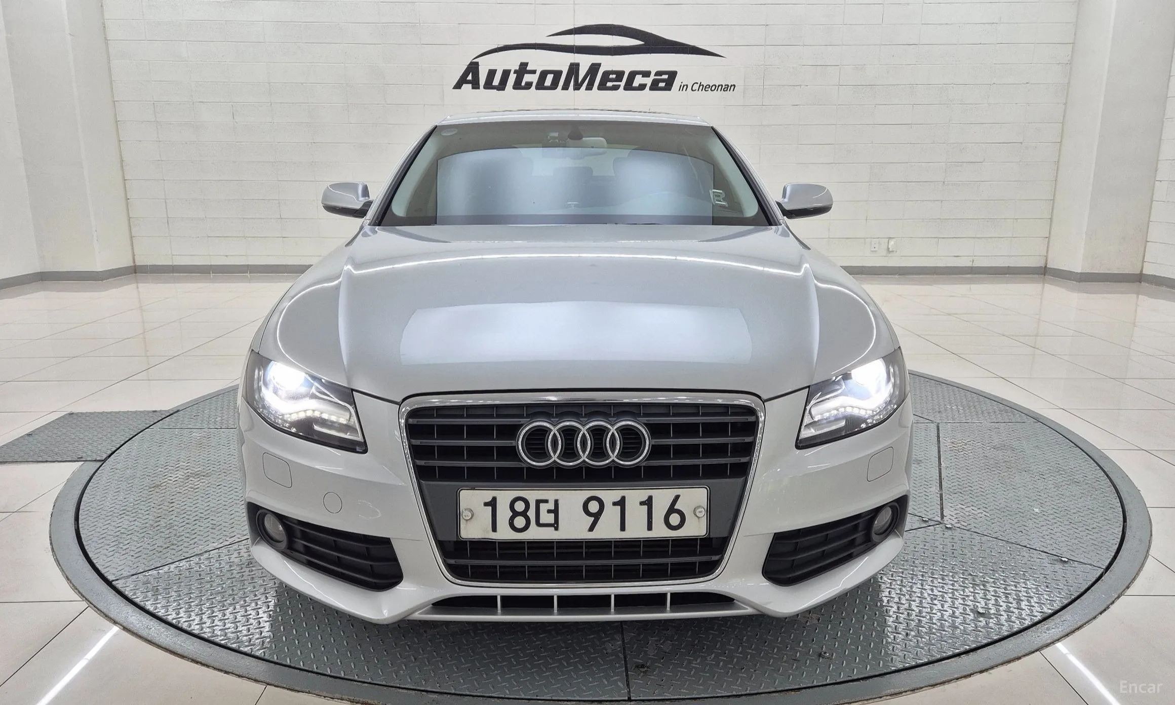 Audi New A4 превью 3