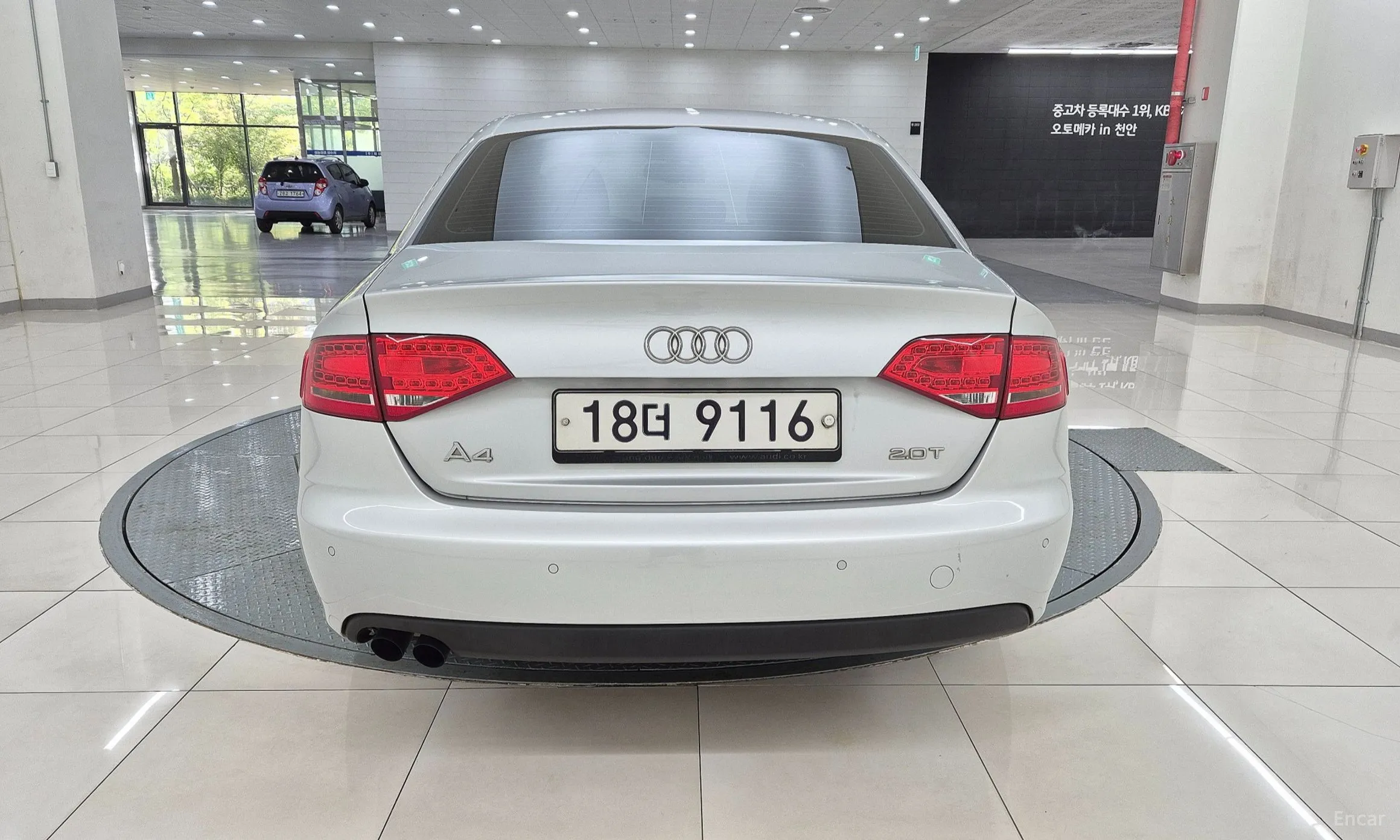 Audi New A4 превью 4