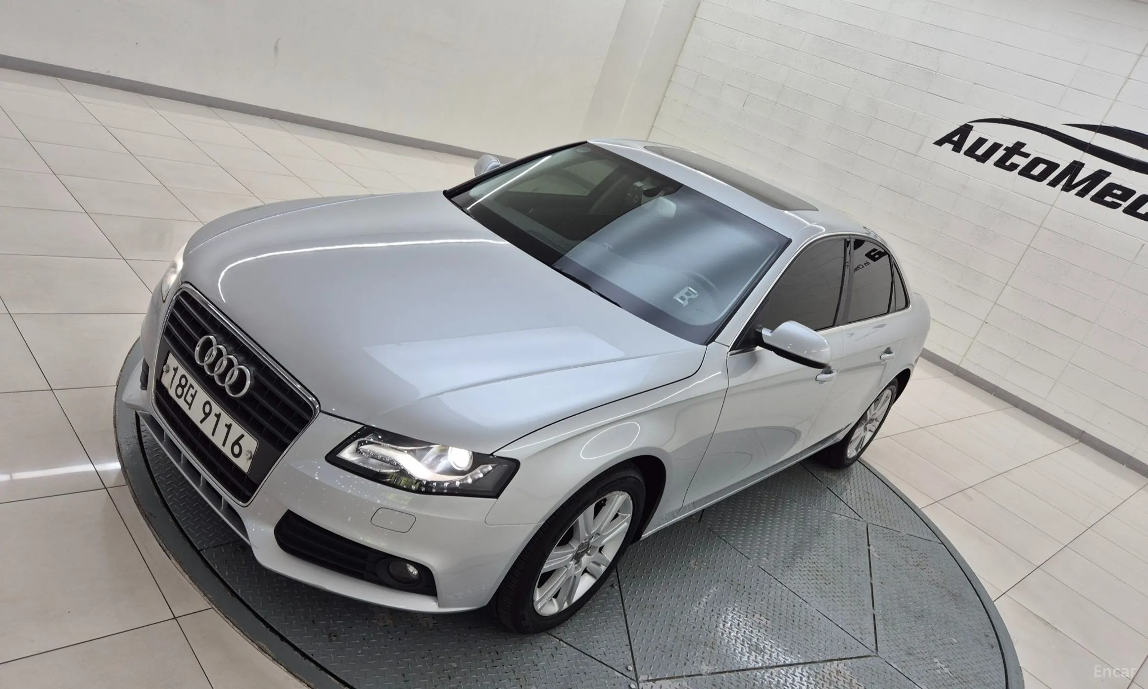Audi New A4 превью 6