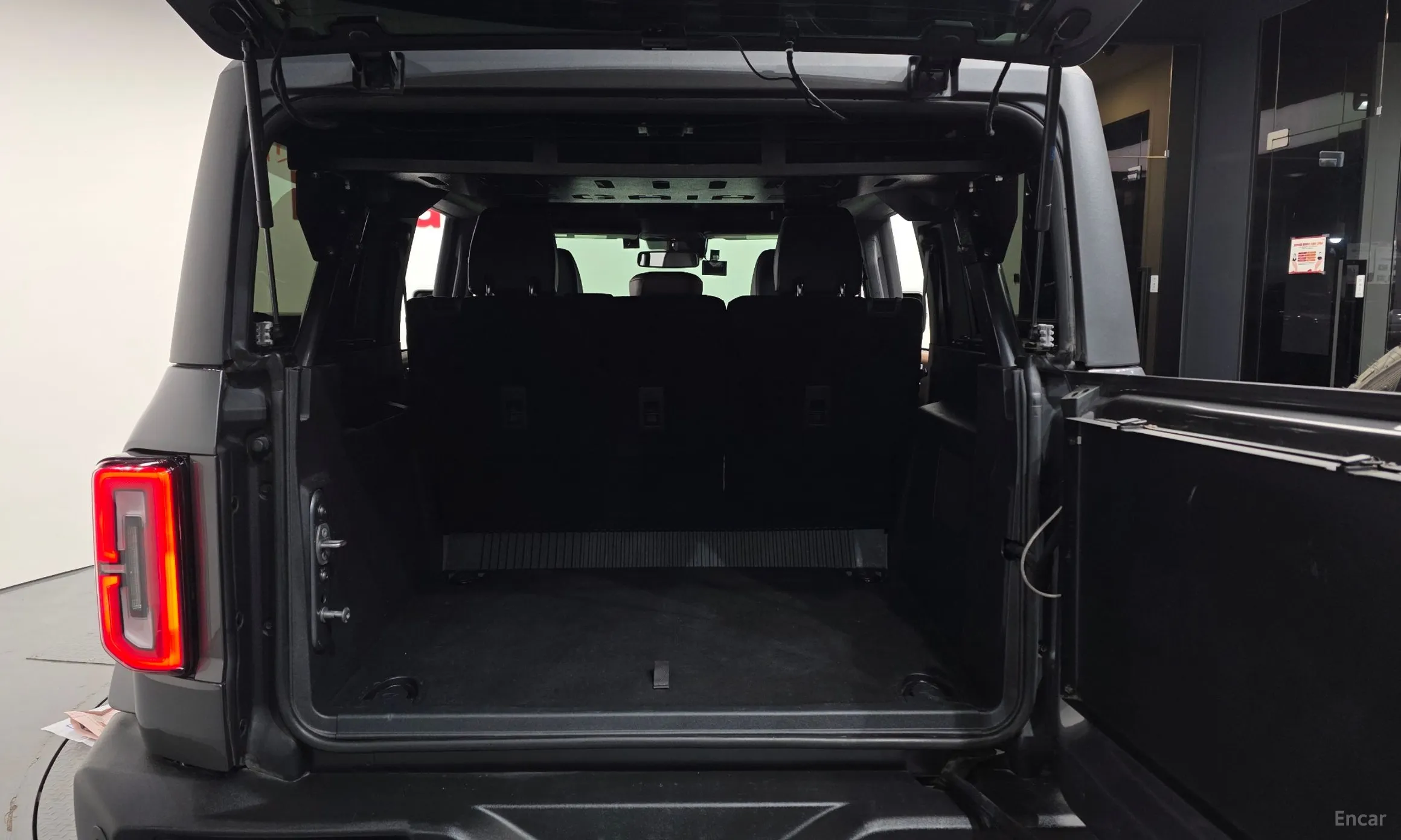 Ford Bronco 6th Generation превью 20