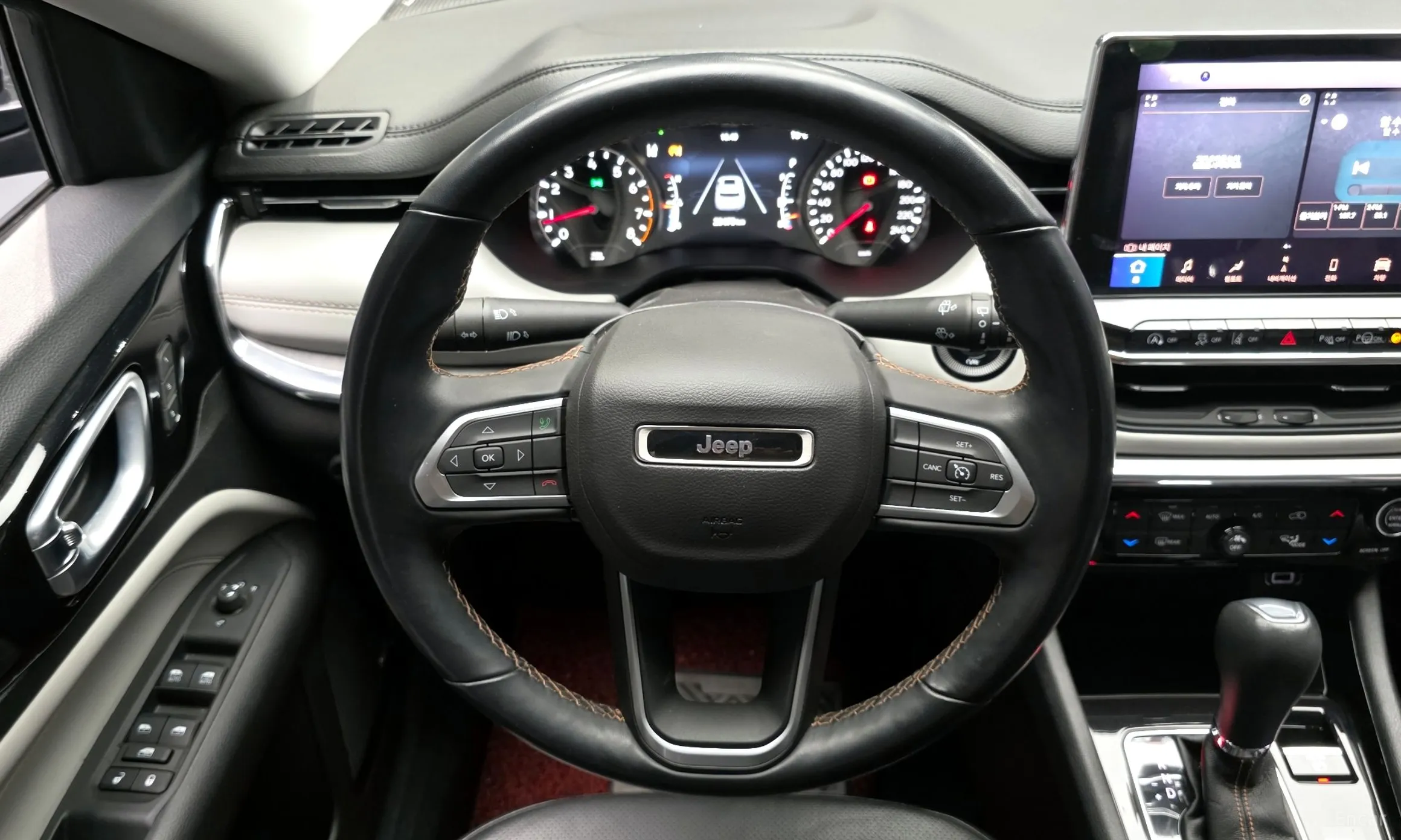 Jeep Compass 2nd Generation превью 13