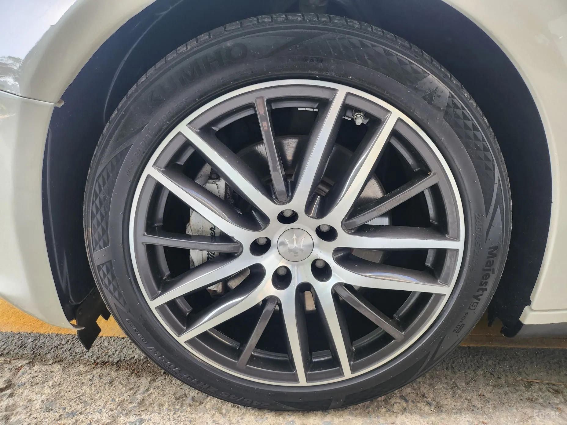 Maserati Ghibli превью 5