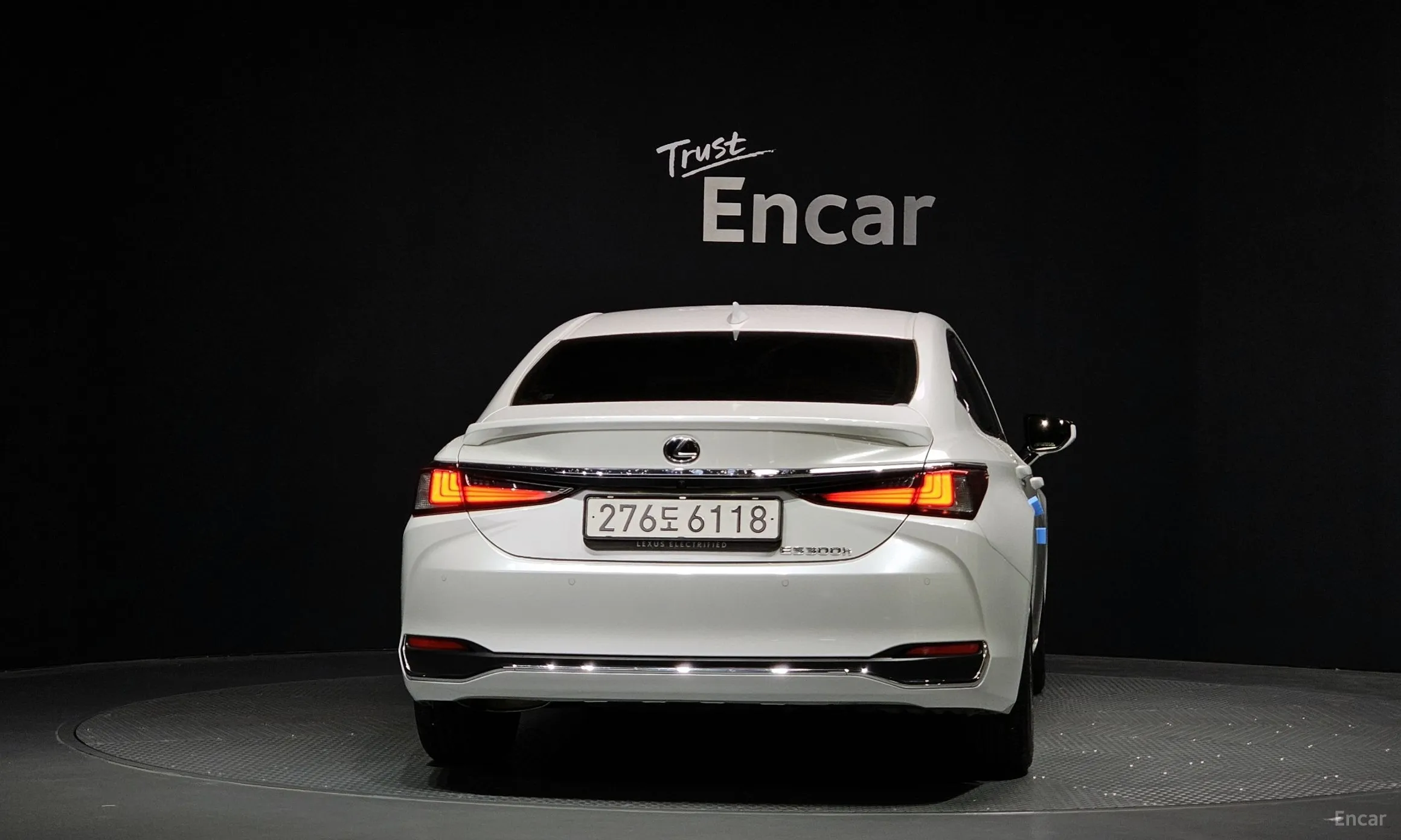 Lexus ES300h 7th Generation превью 4
