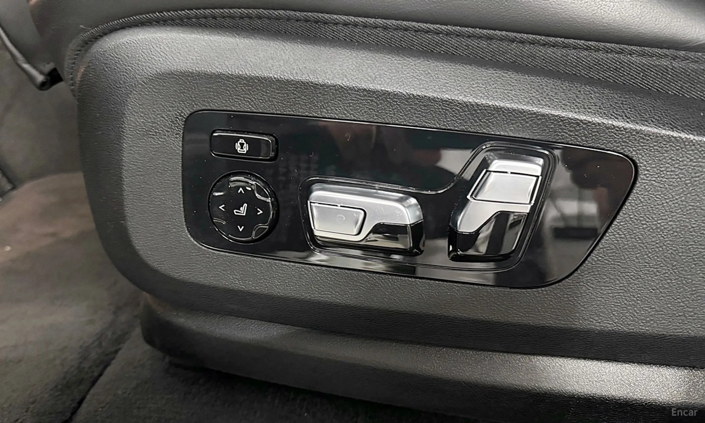 BMW XM (G09) превью 13