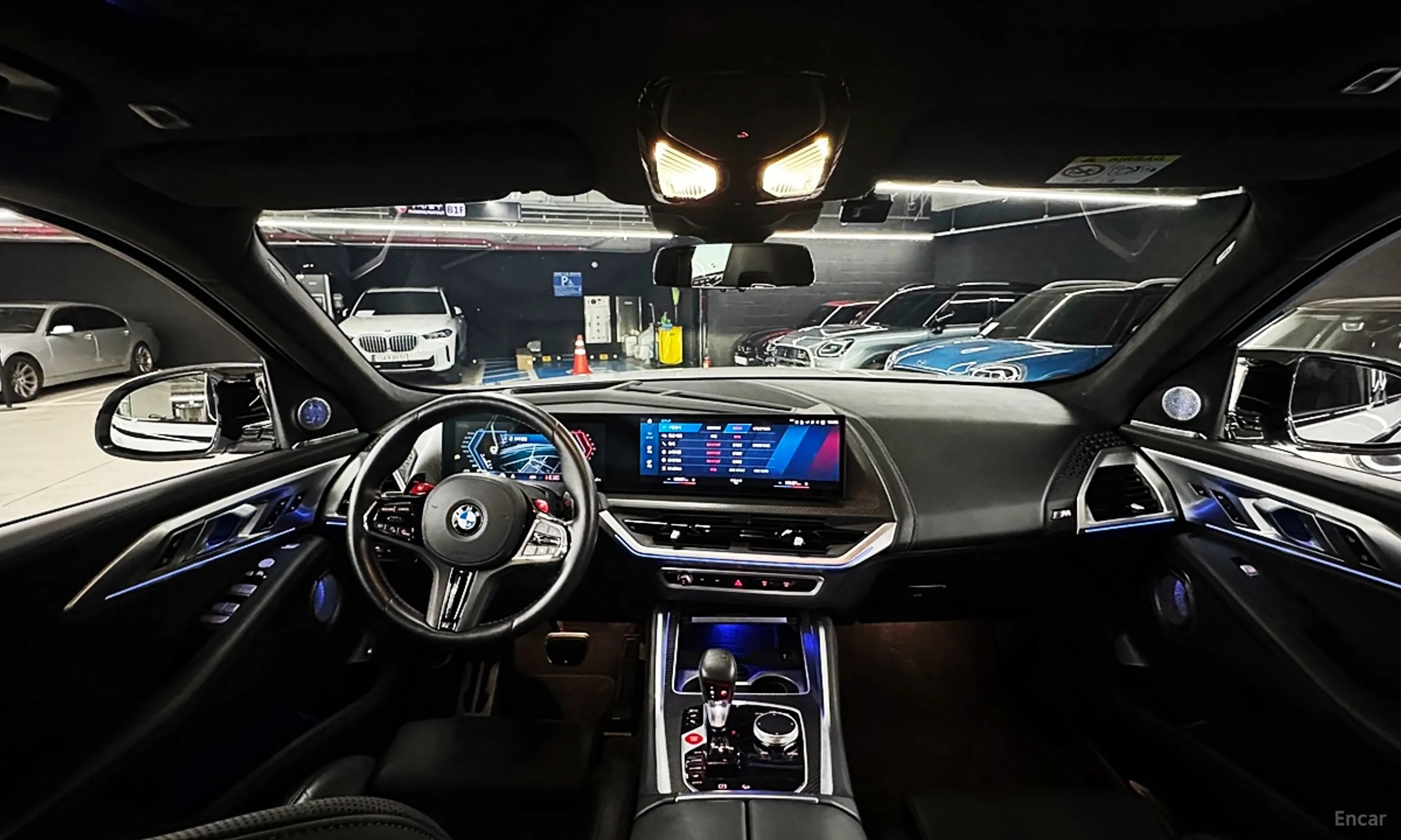 BMW XM (G09) превью 7