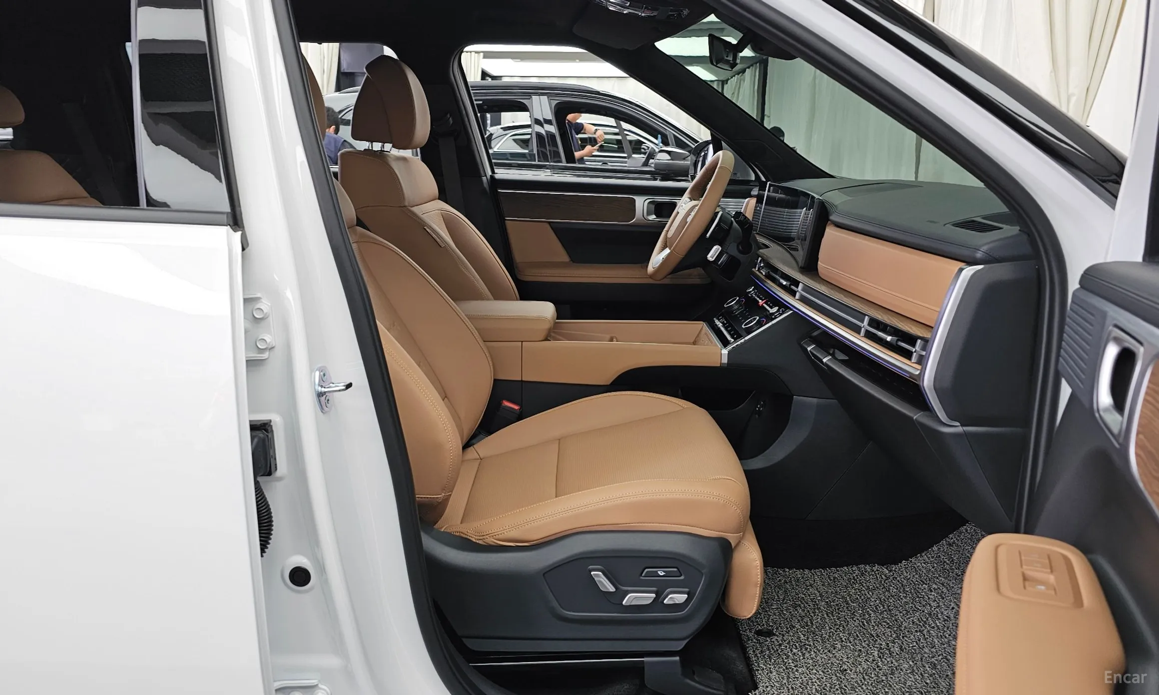 Hyundai Santa Fe (MX5) превью 11