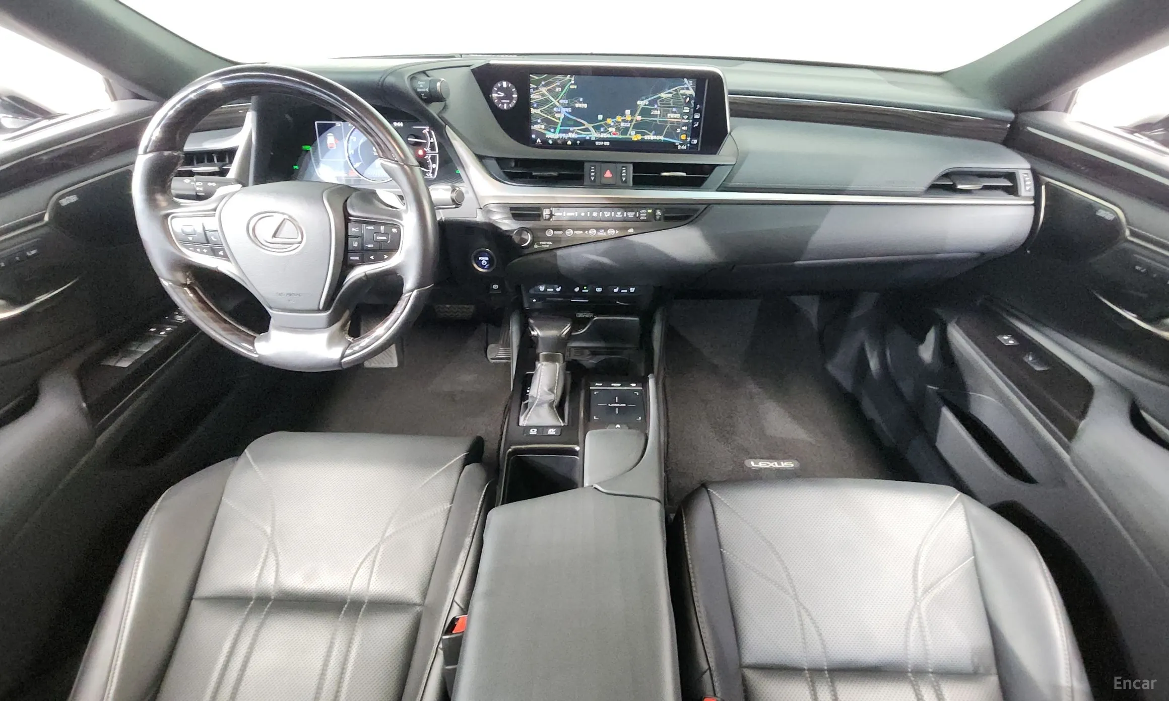 Lexus ES300h 7th Generation превью 7