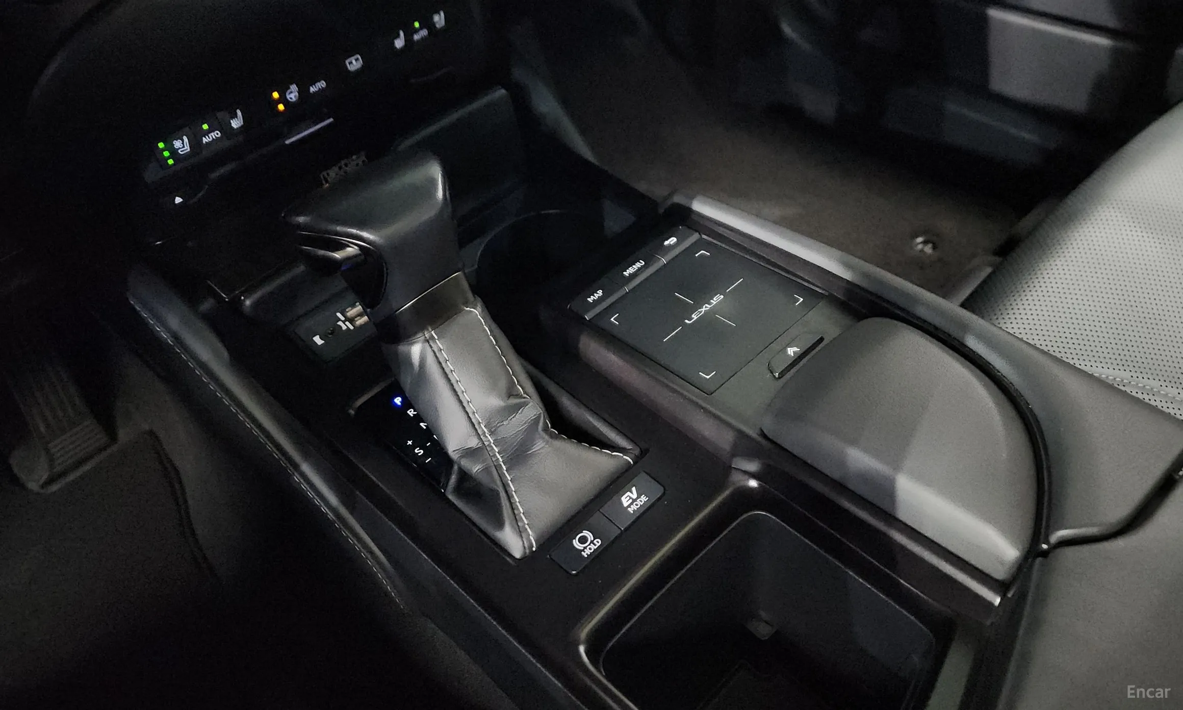 Lexus ES300h 7th Generation превью 9