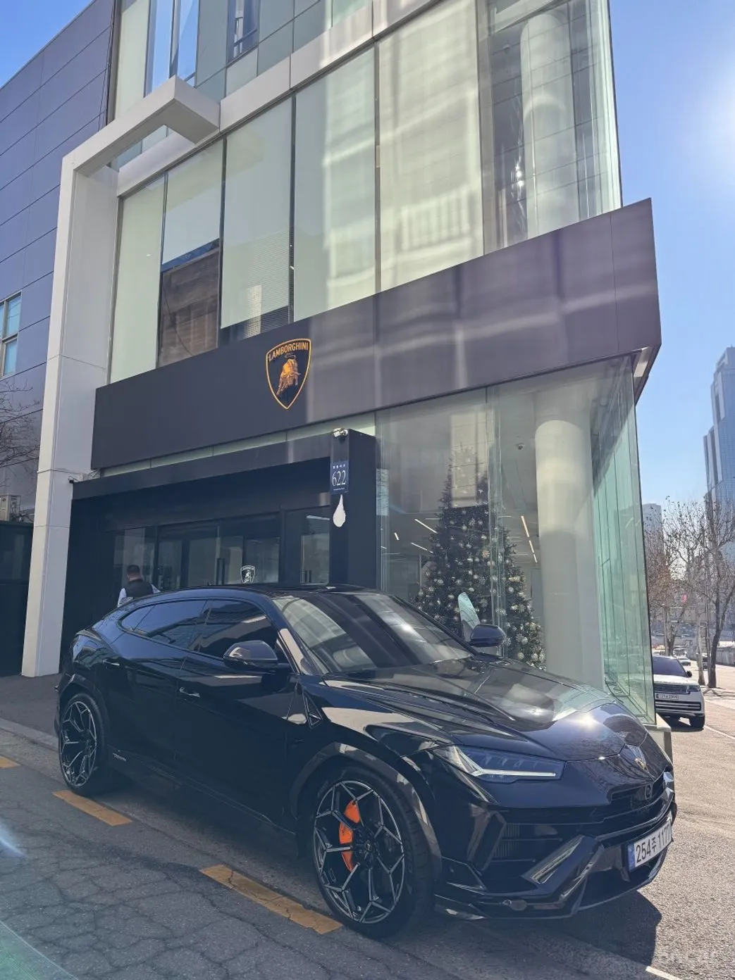 Lamborghini Urus превью 11