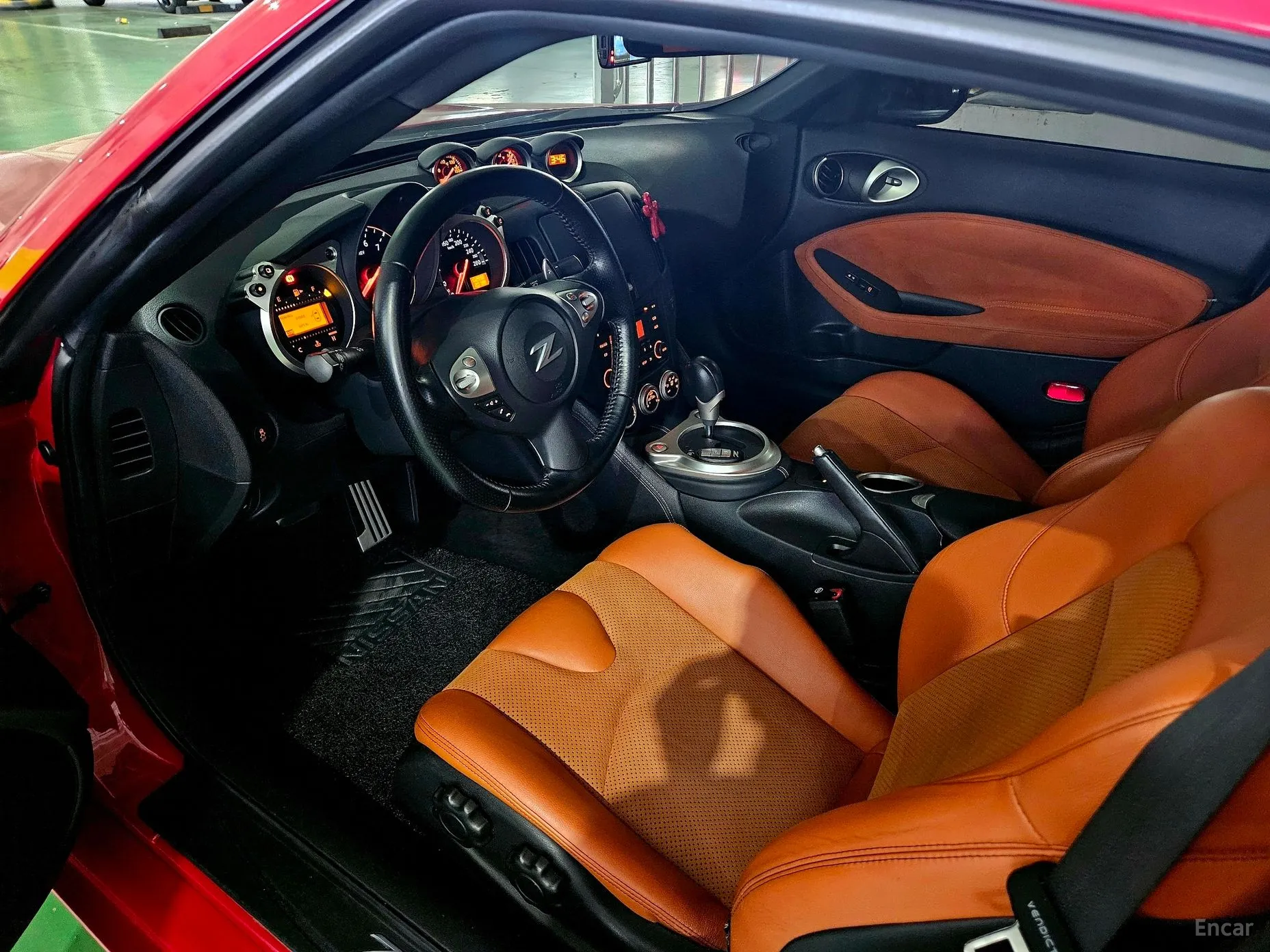 Nissan 370Z превью 10