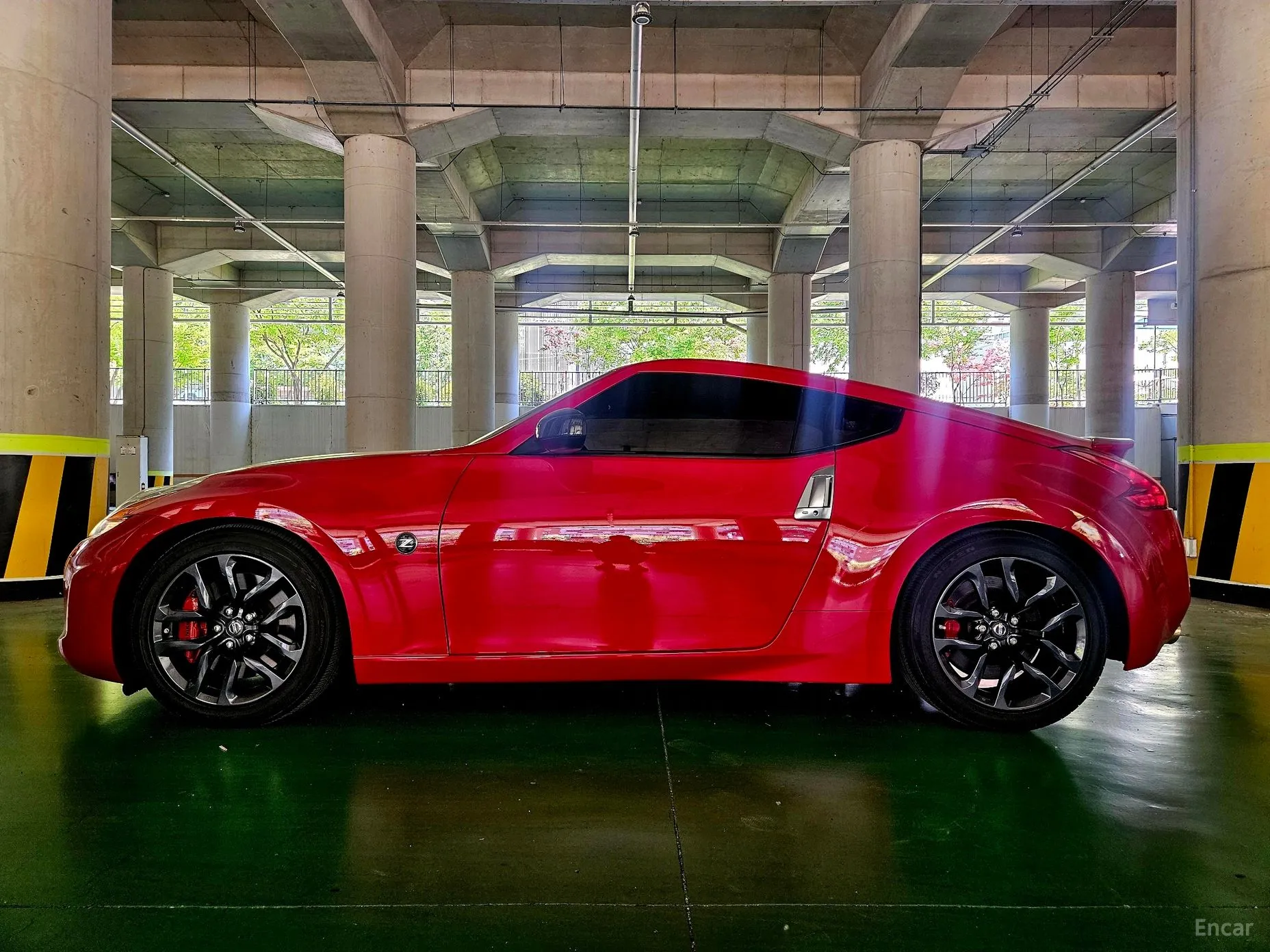 Nissan 370Z превью 3