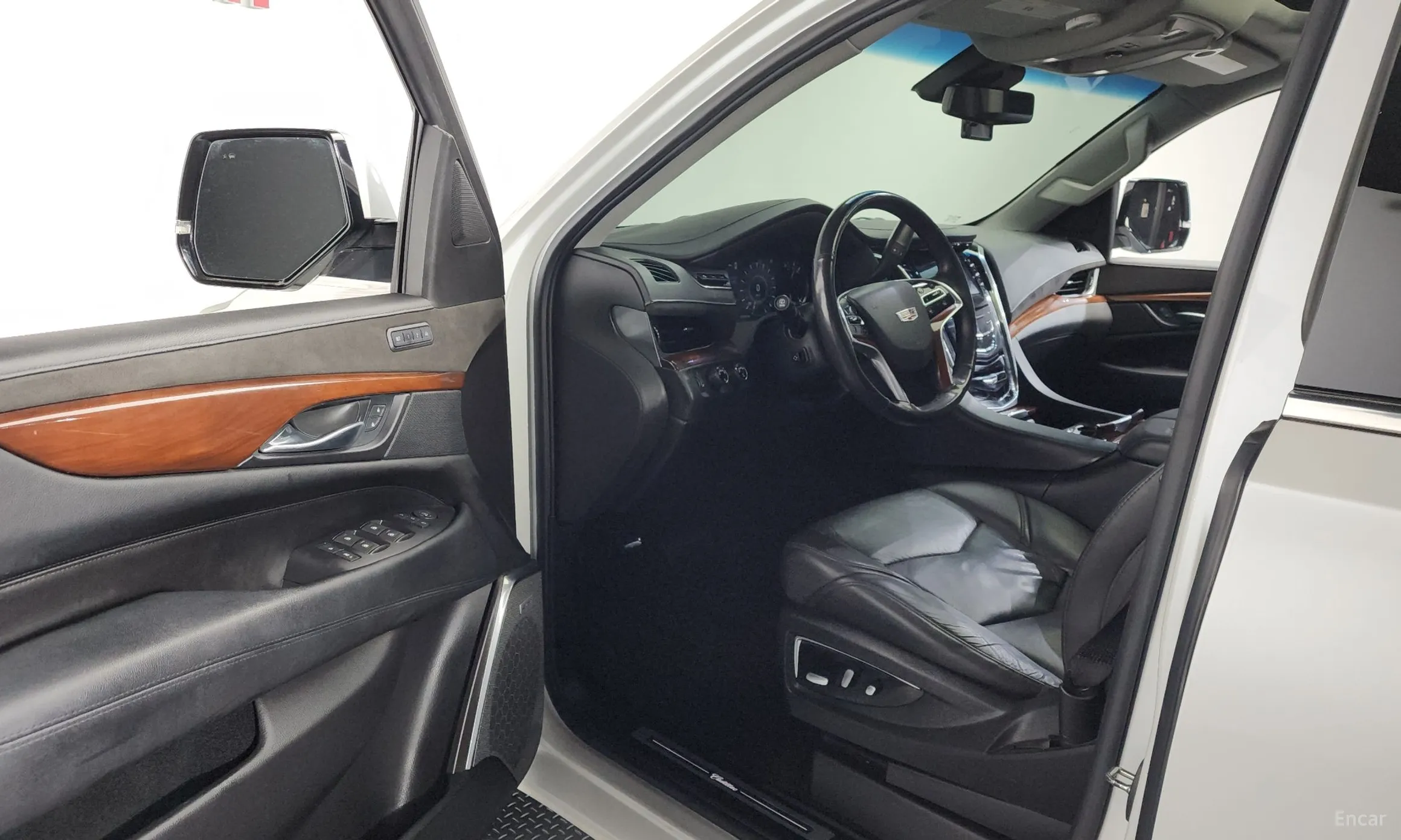 Cadillac Escalade превью 10