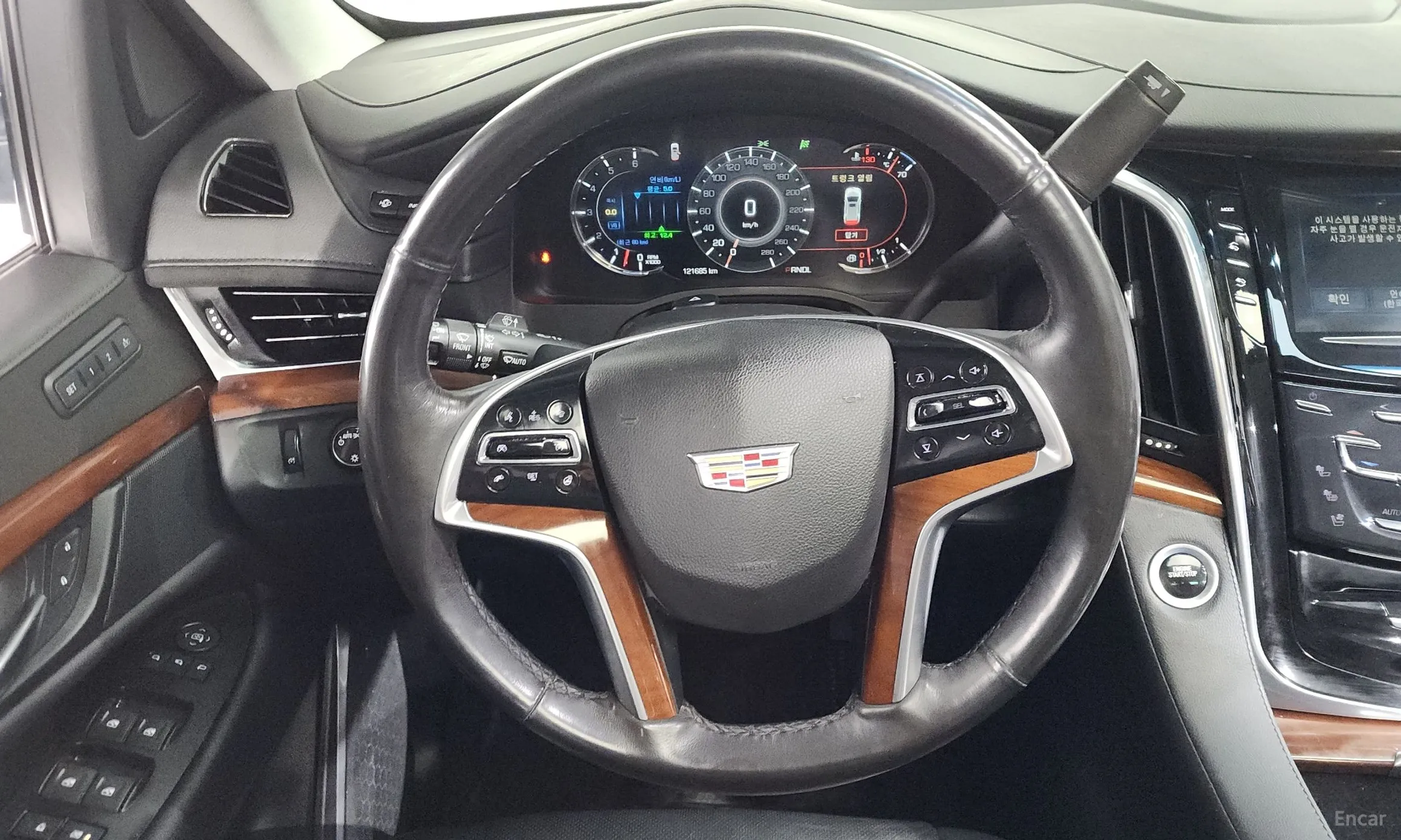 Cadillac Escalade превью 12