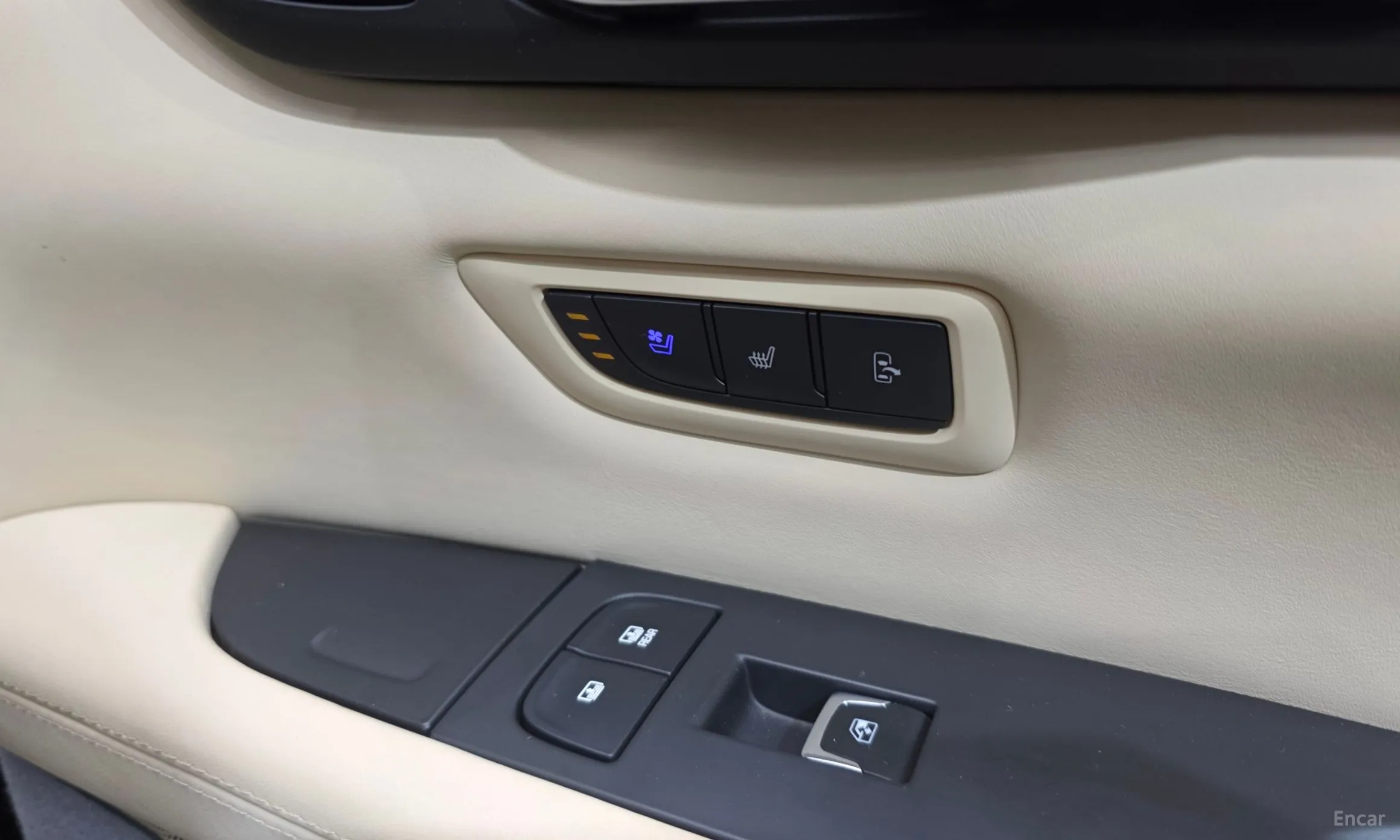 Cadillac CT6 превью 19