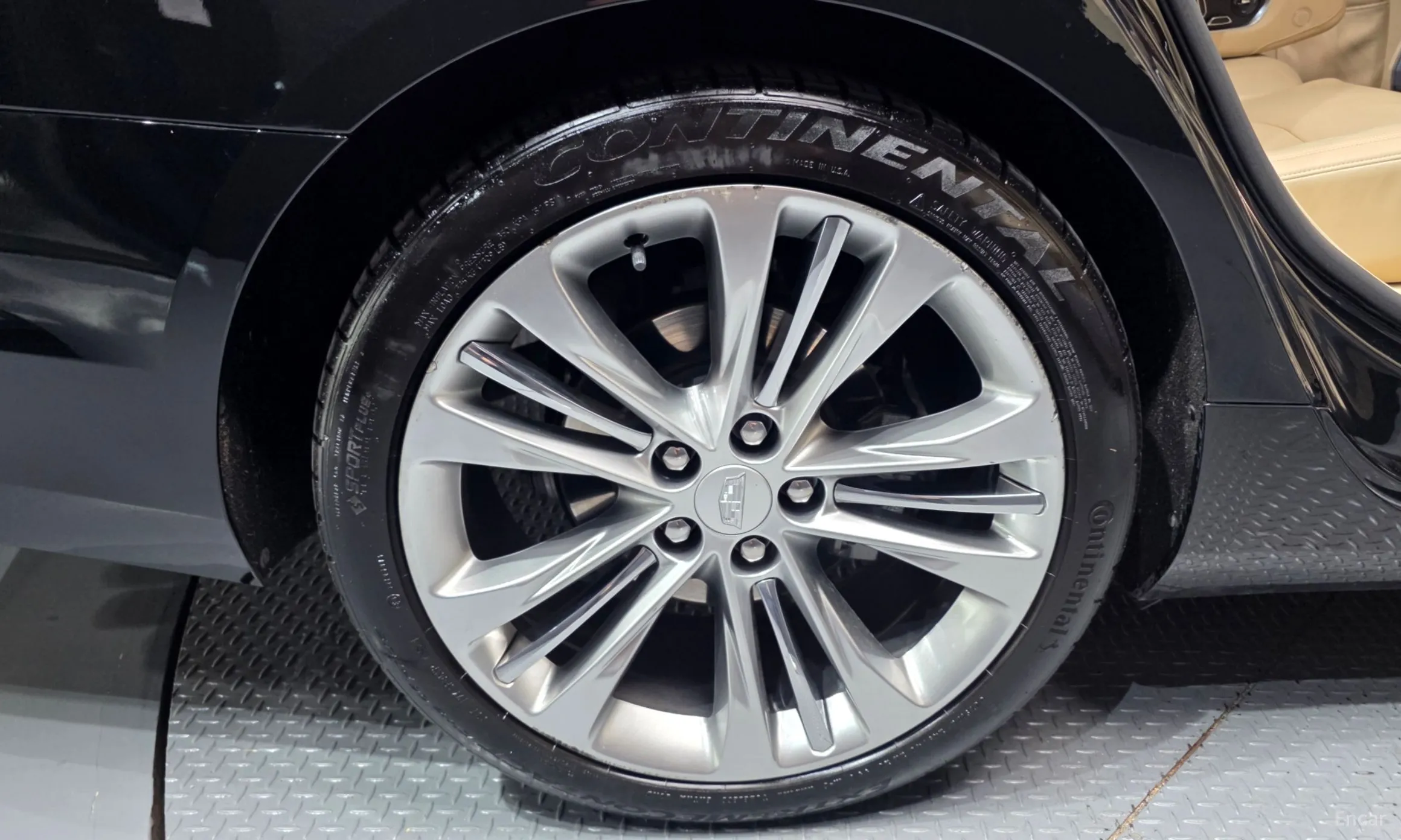 Cadillac CT6 превью 5