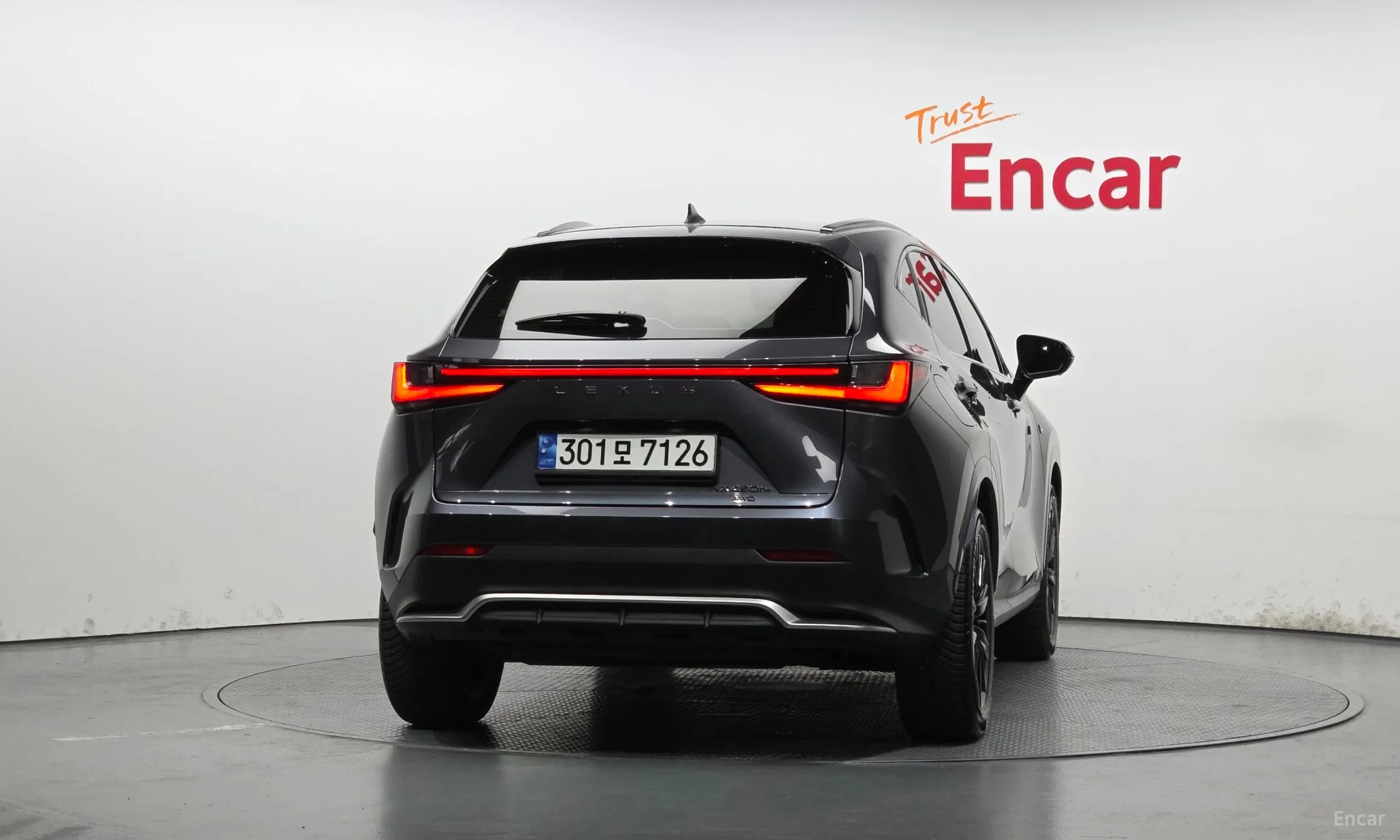 Lexus NX450h + 2nd Gen превью 4