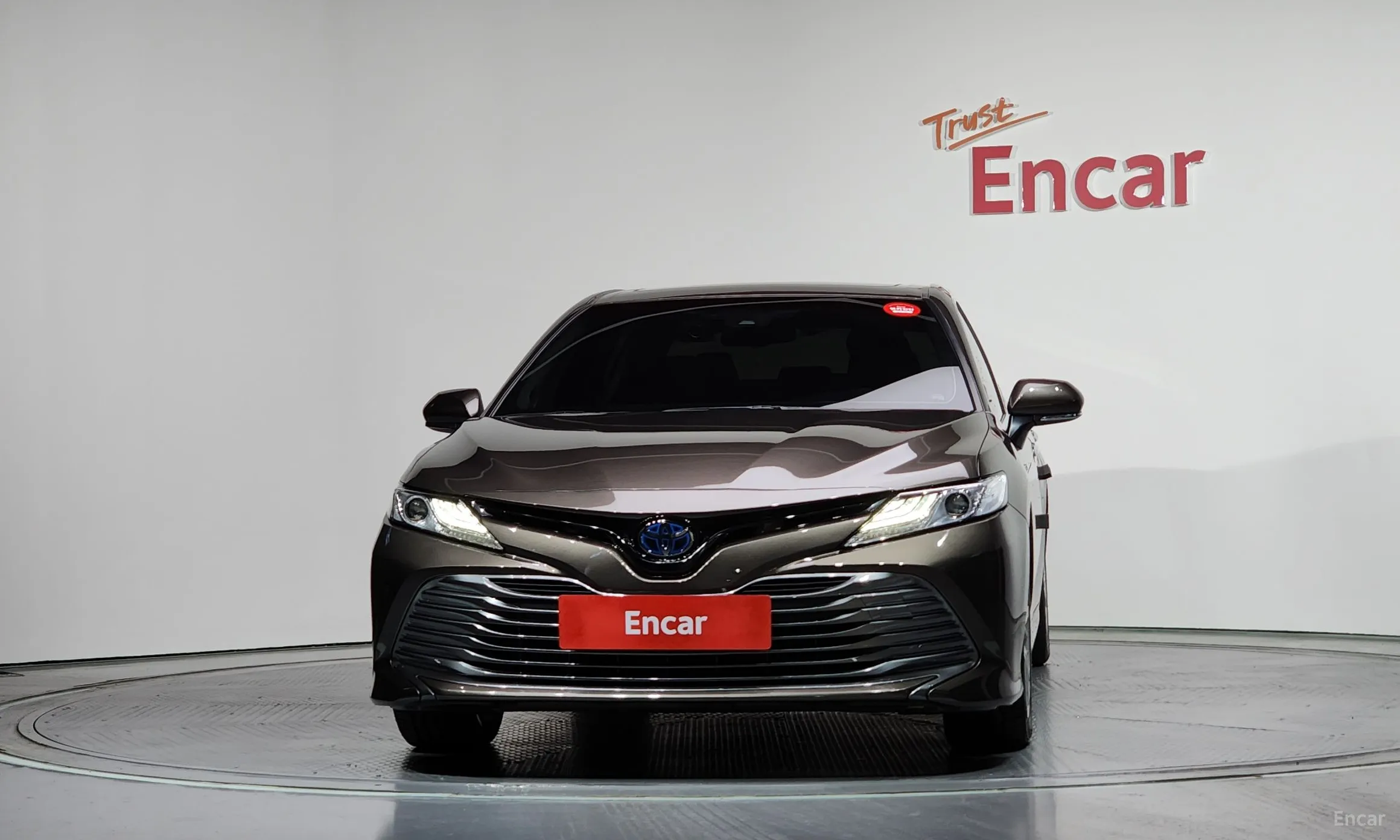 Toyota Camry (XV70) превью 3
