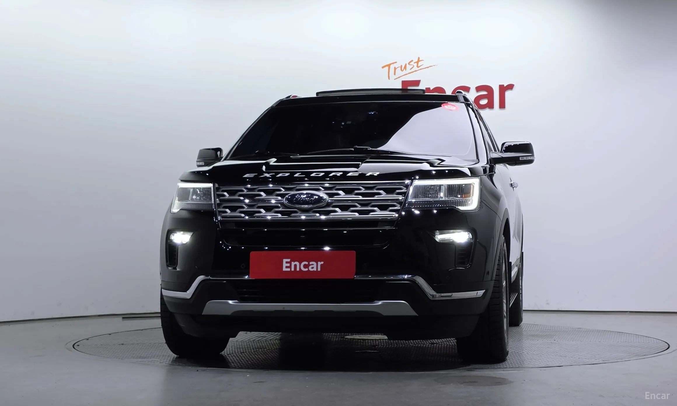 Ford Explorer превью 3