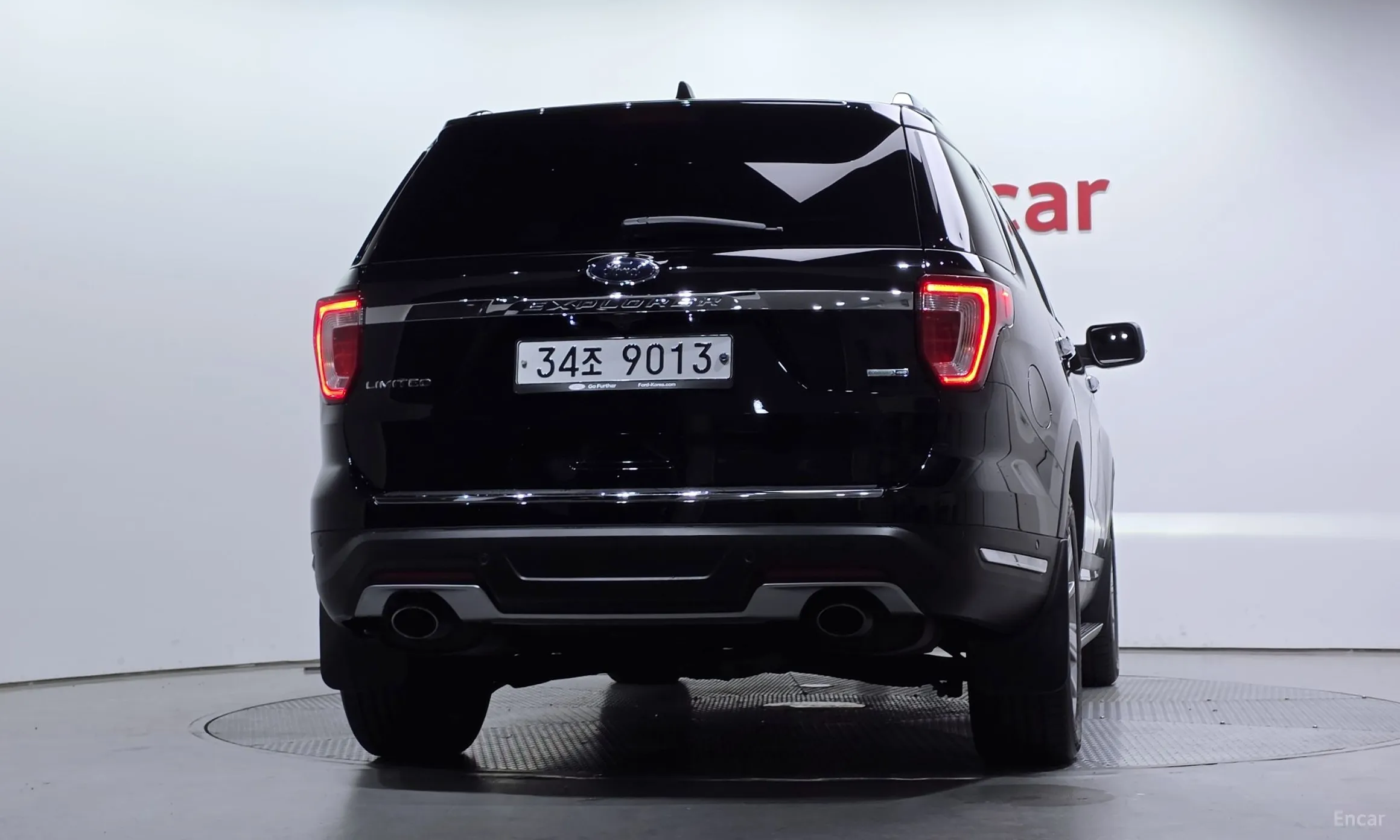Ford Explorer превью 4