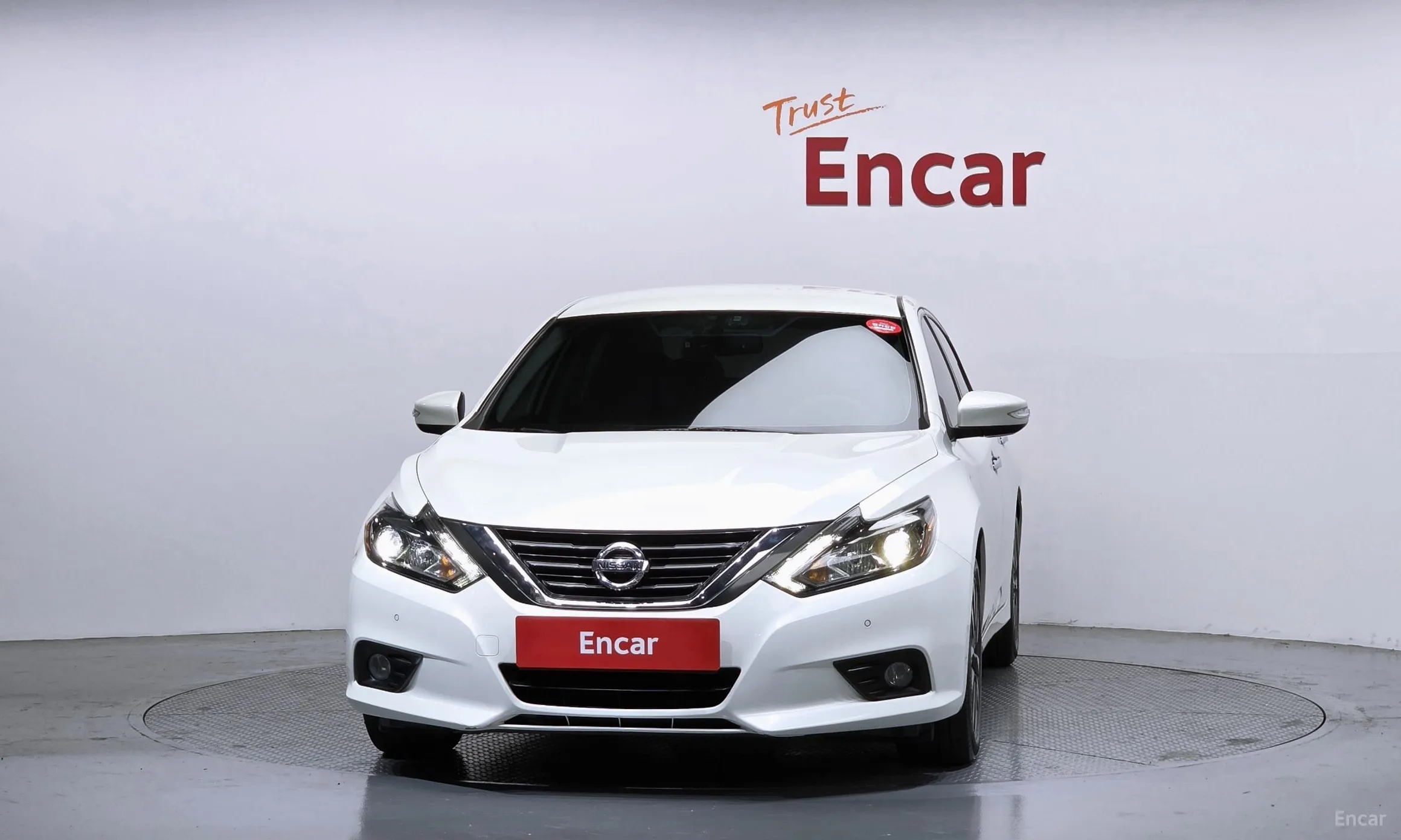 Nissan Altima превью 3