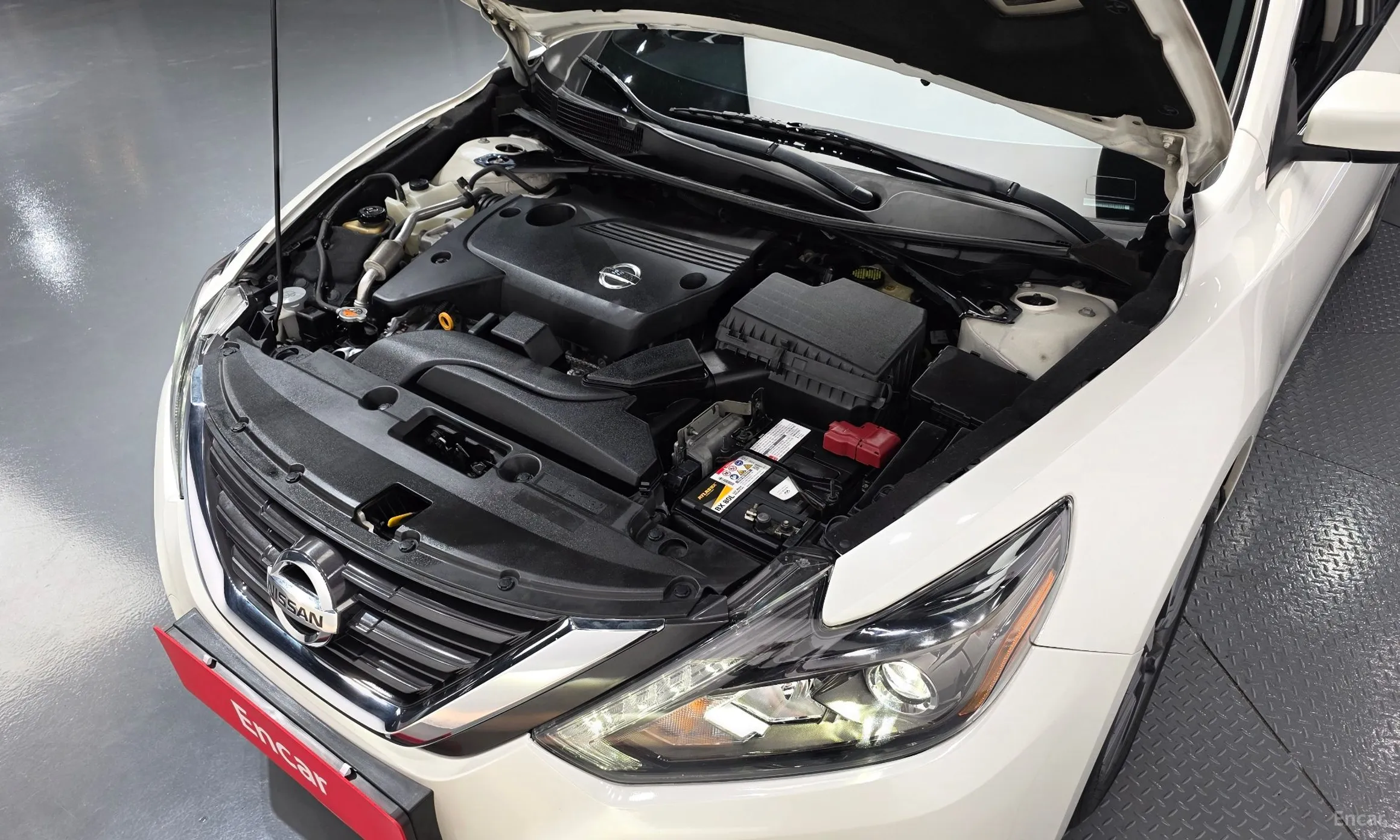 Nissan Altima превью 6