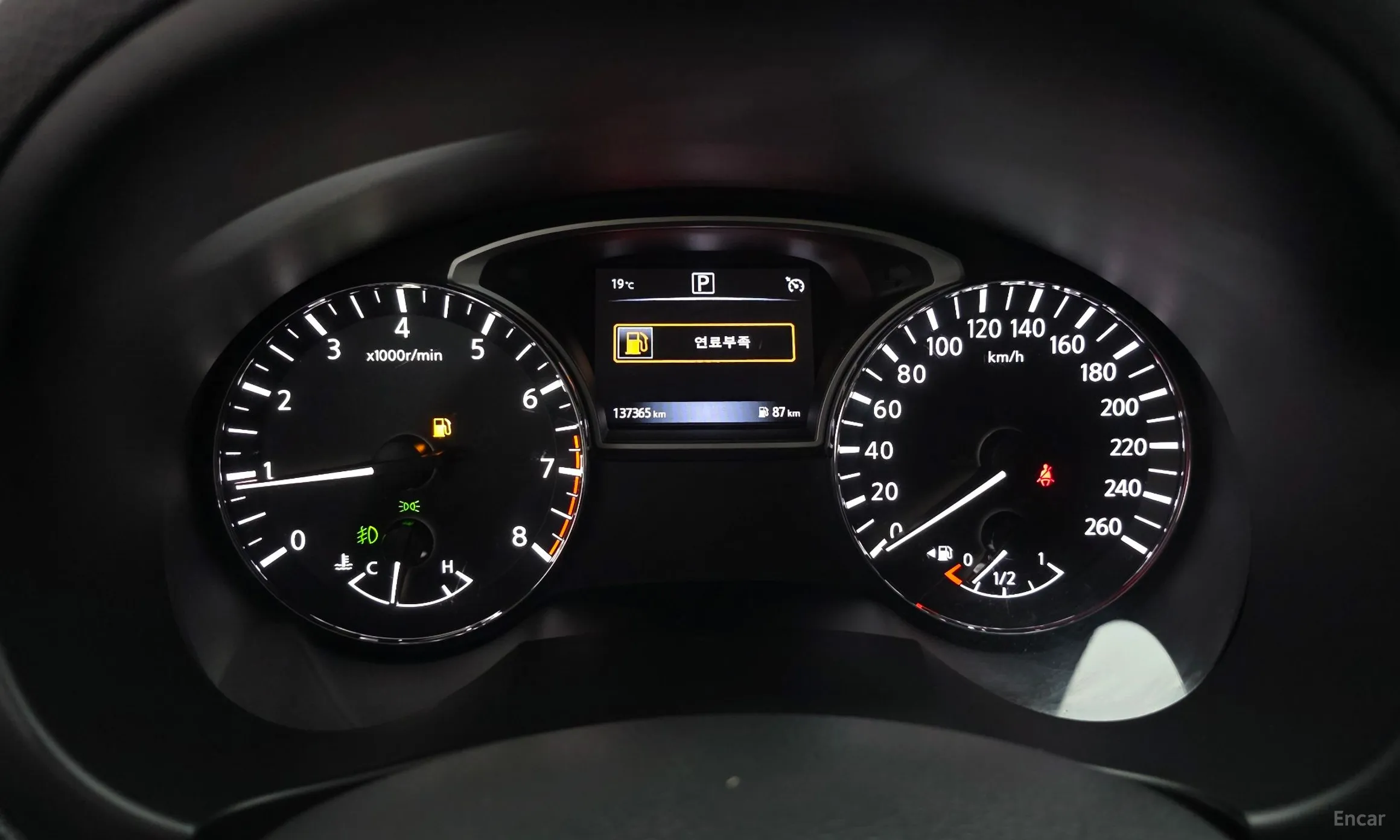Nissan Altima превью 8