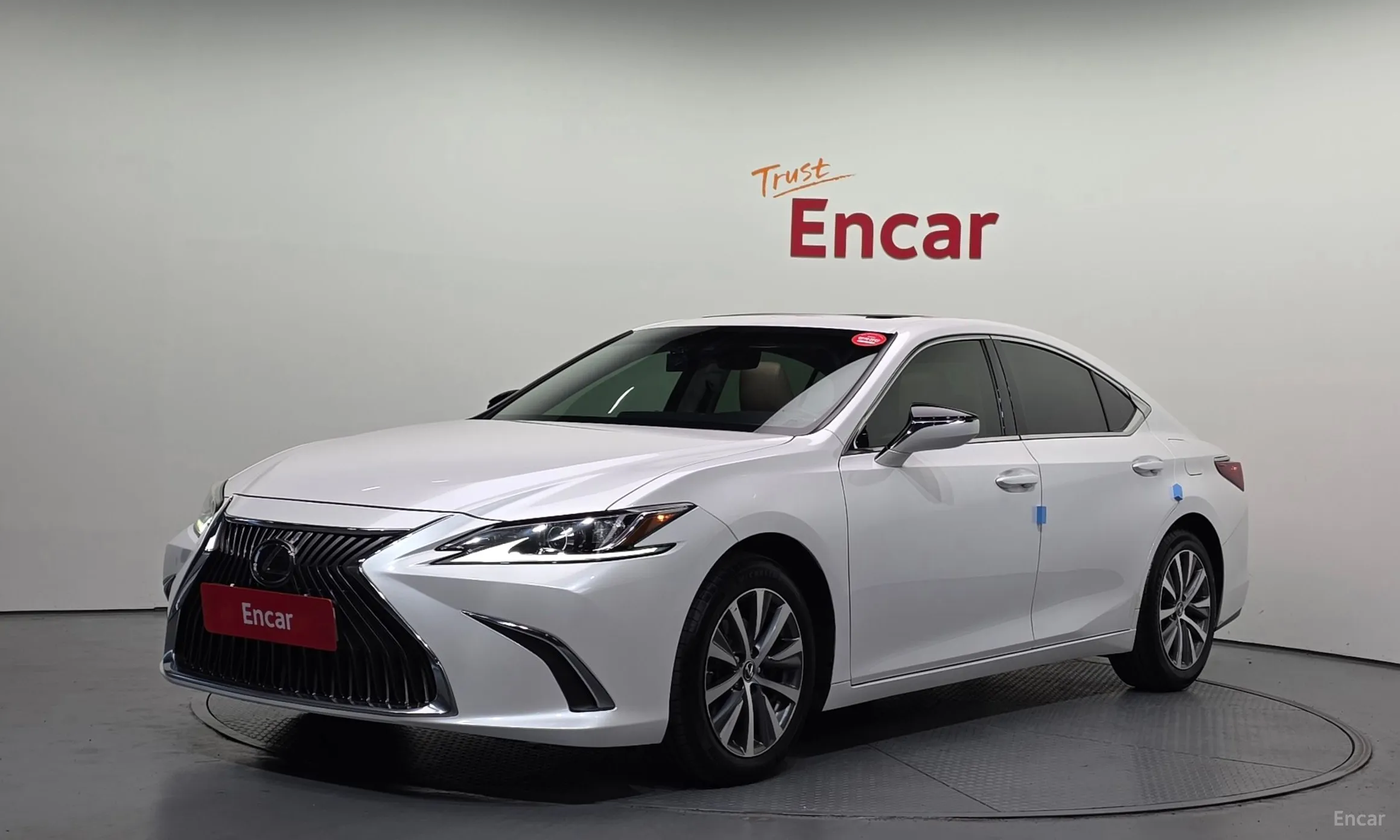 Lexus New ES350