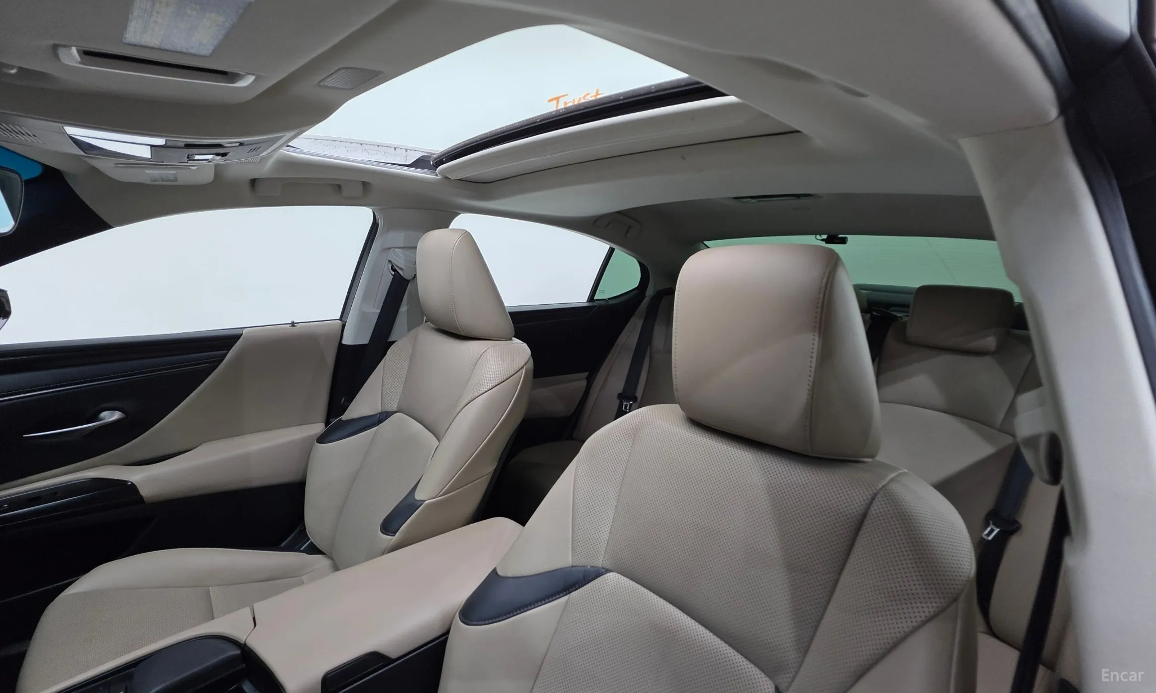 Lexus New ES350 превью 11