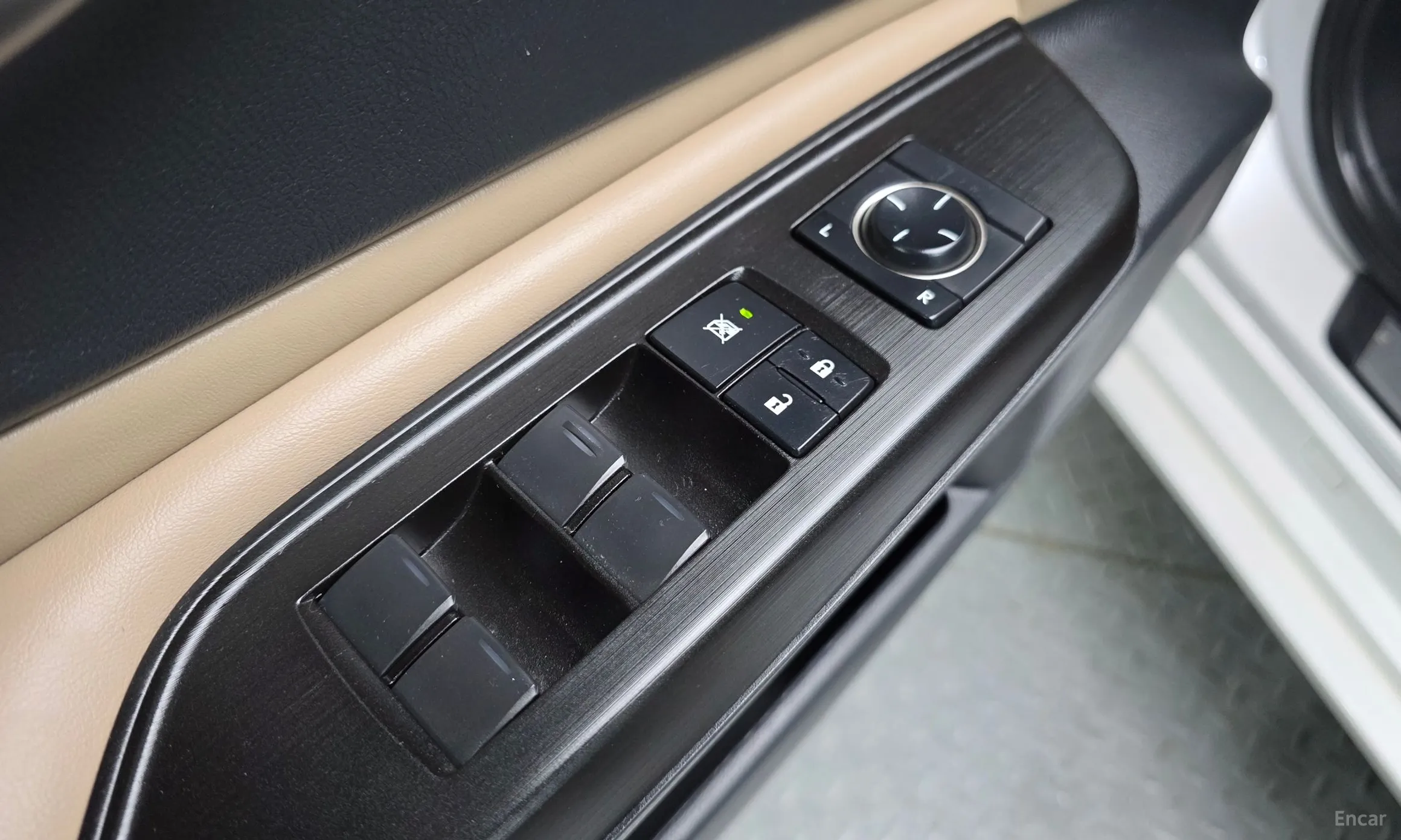 Lexus New ES350 превью 13
