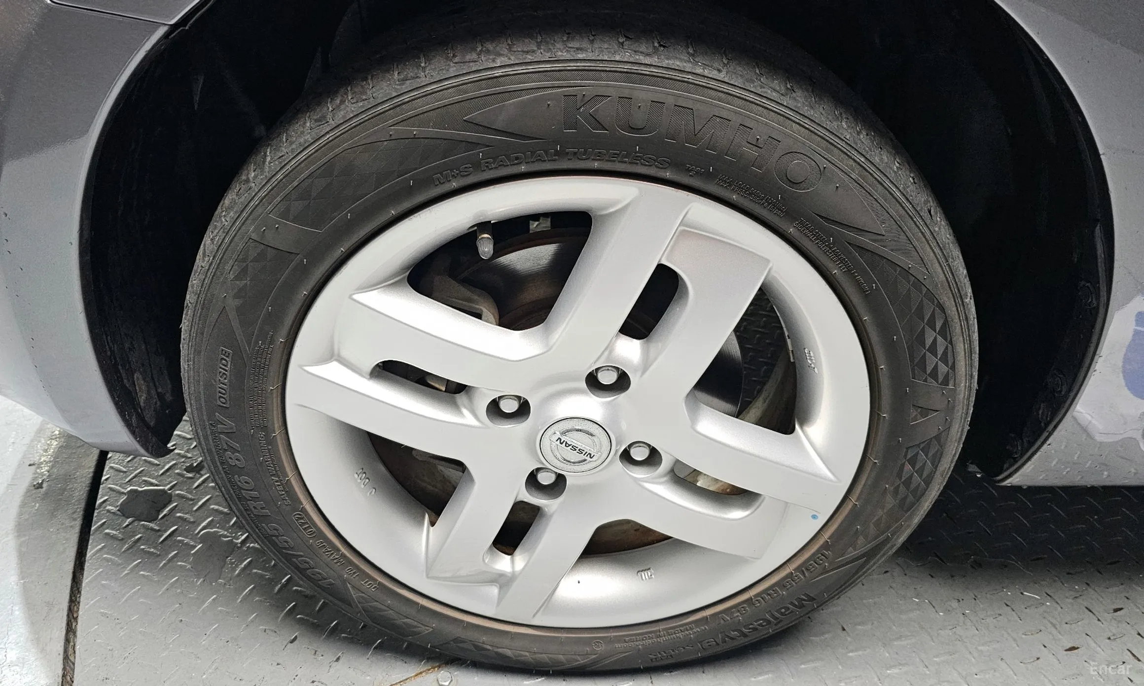 Nissan Cube превью 5