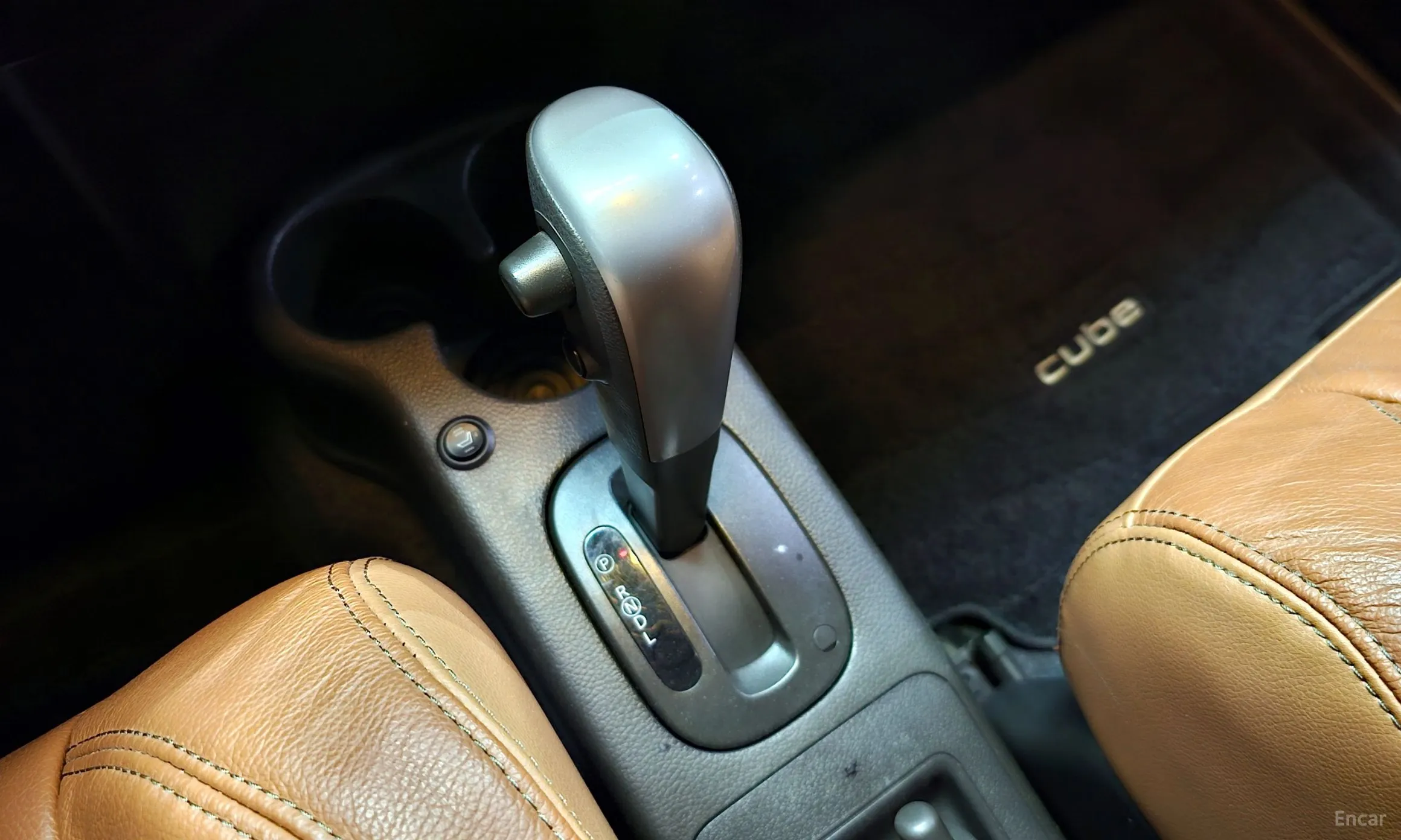 Nissan Cube превью 9