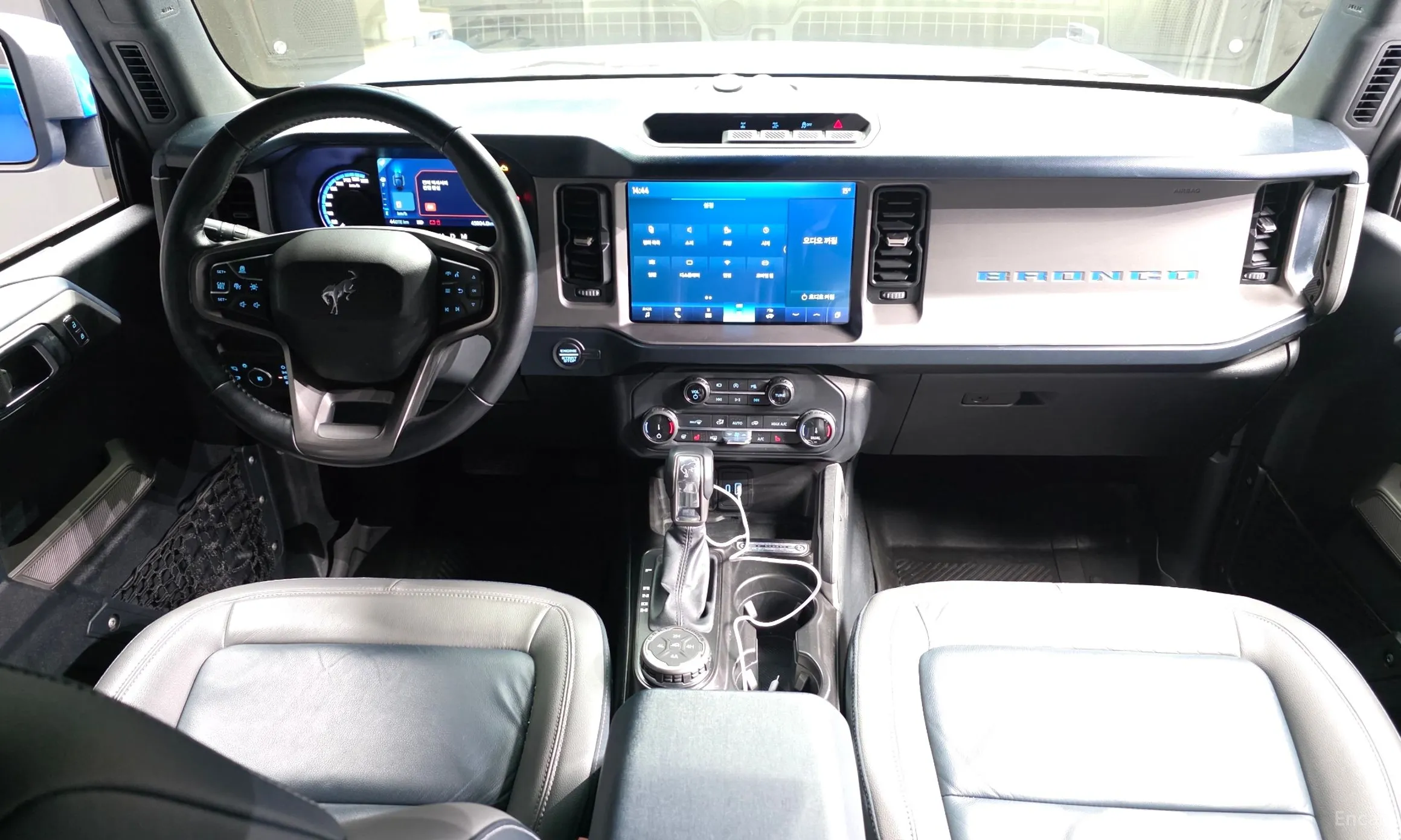 Ford Bronco 6th Generation превью 7