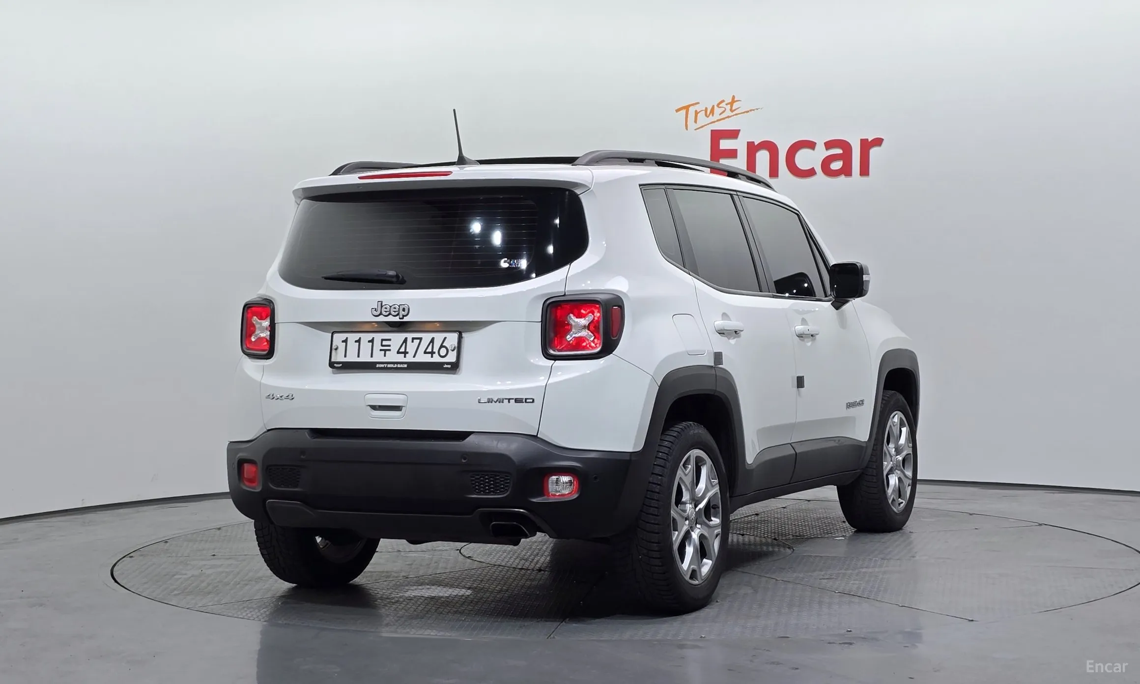 Jeep Renegade превью 2