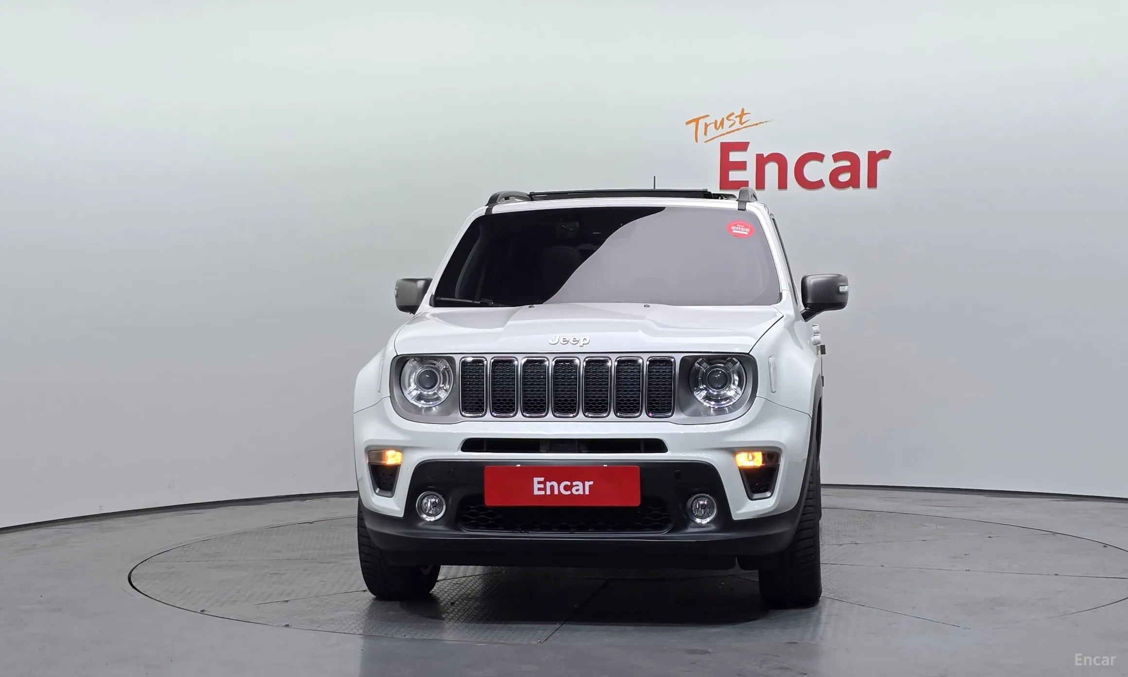 Jeep Renegade превью 3