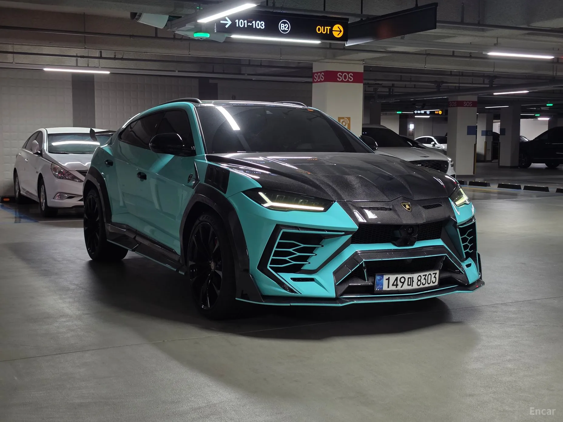 Lamborghini Urus превью 2