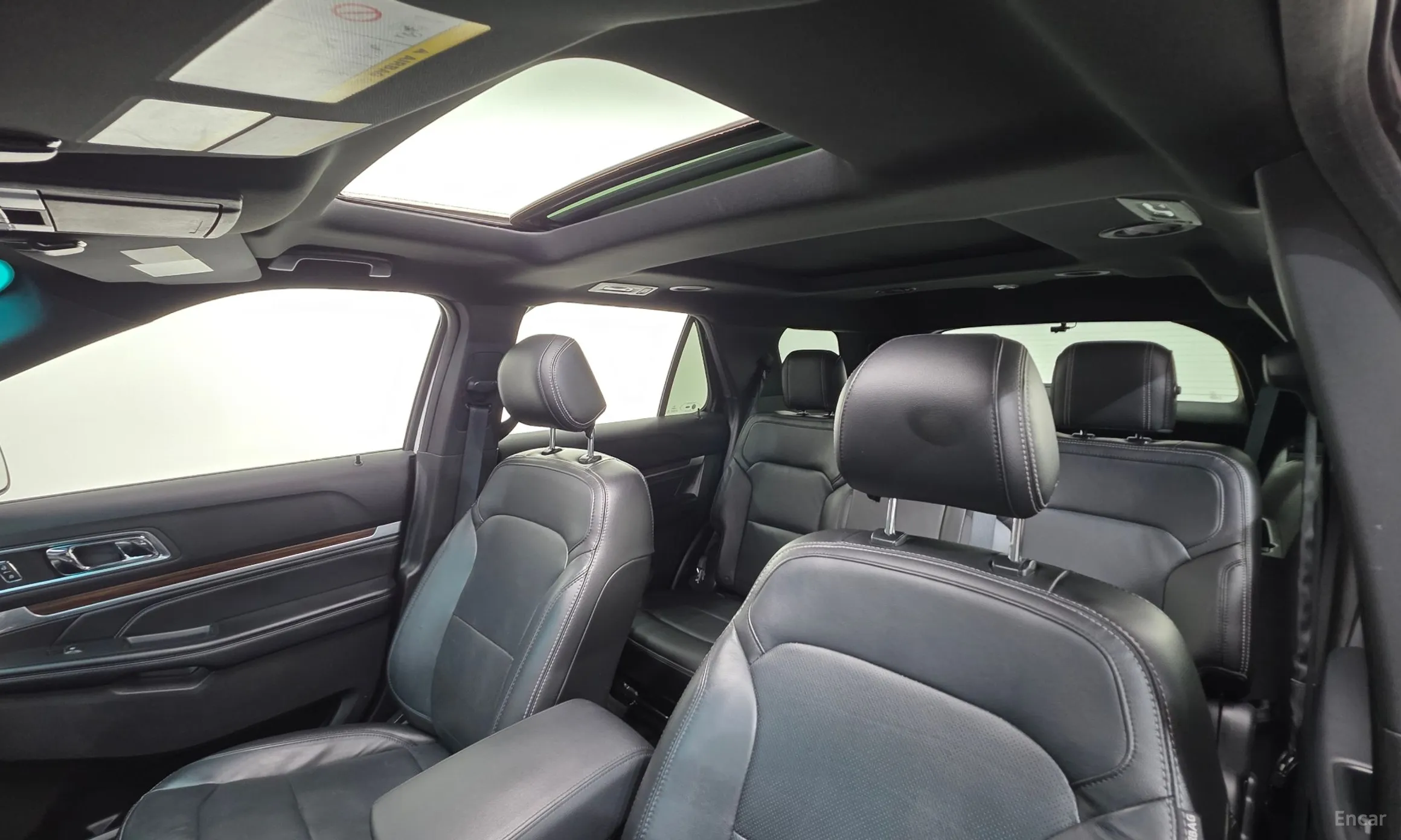 Ford Explorer превью 11