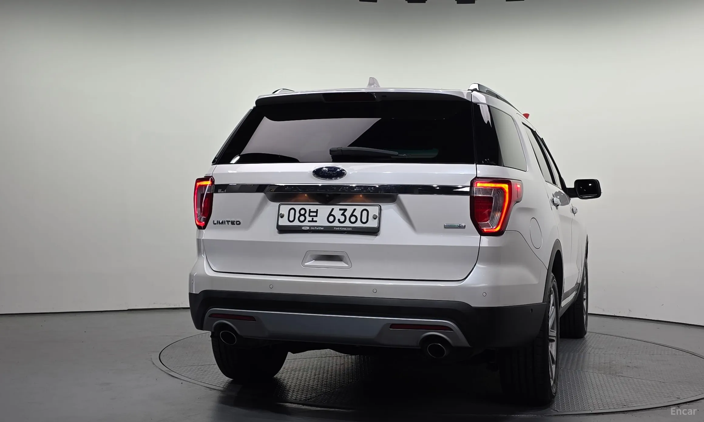 Ford Explorer превью 4