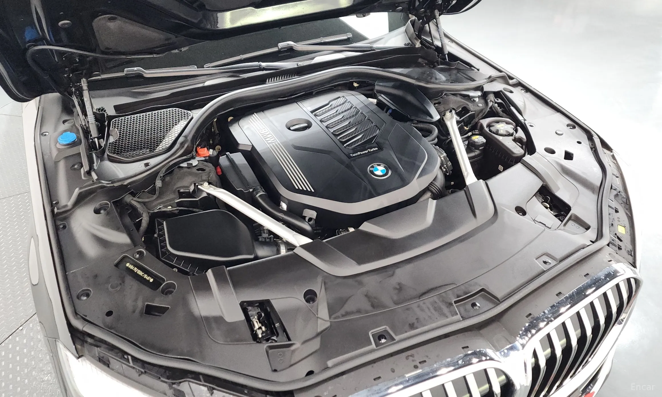 BMW 7 Series (G11) превью 6