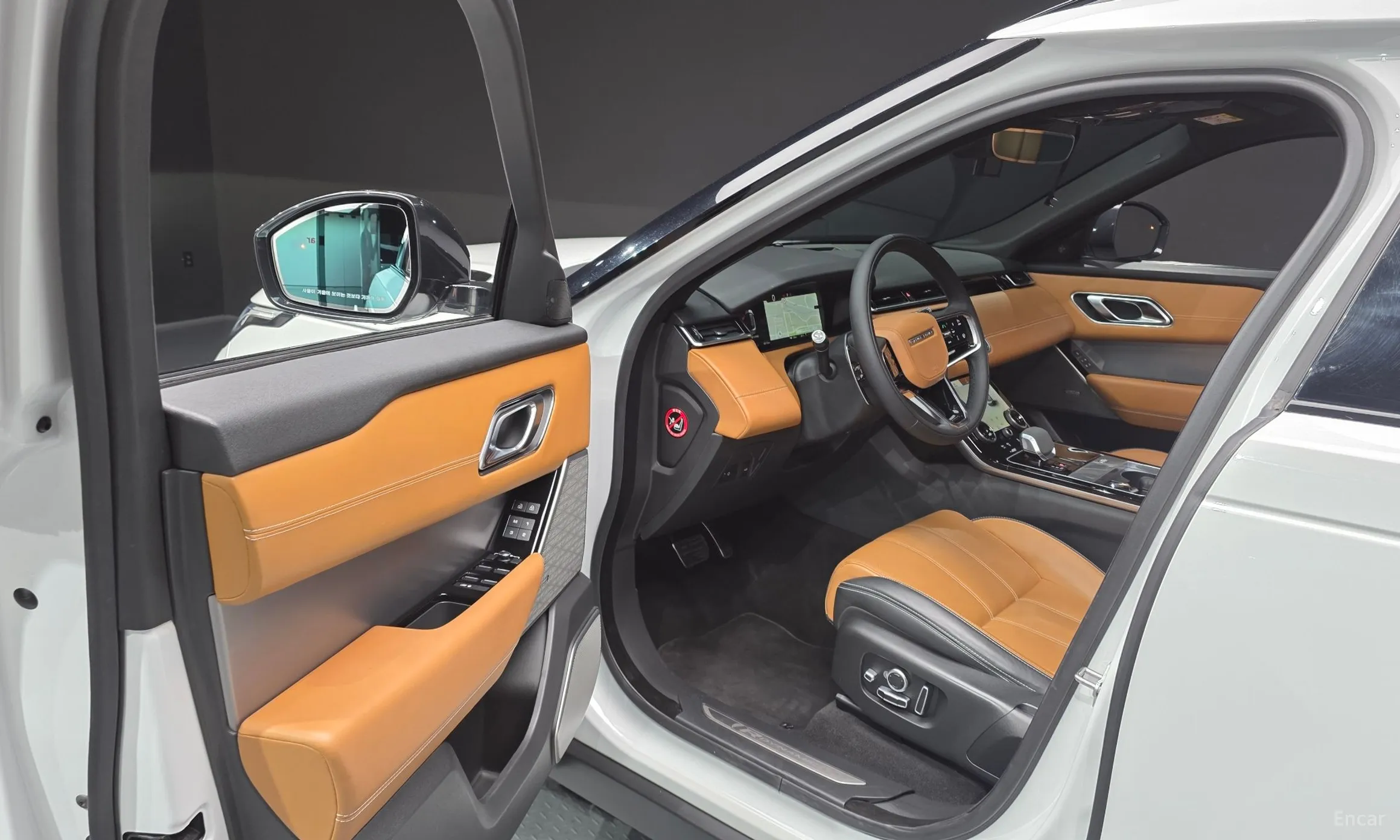Land Rover Range Rover Bella превью 10
