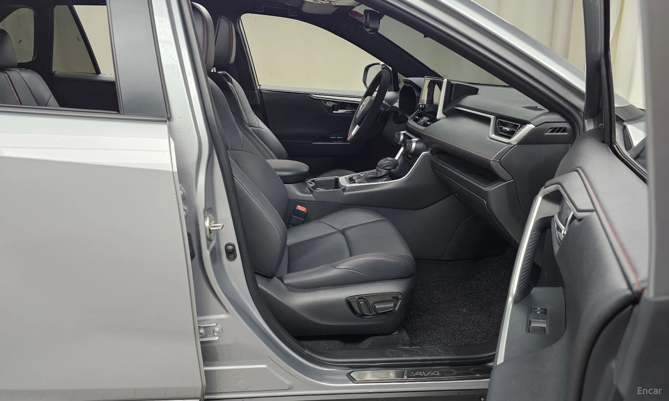 Toyota RAV4 5th Generation превью 11