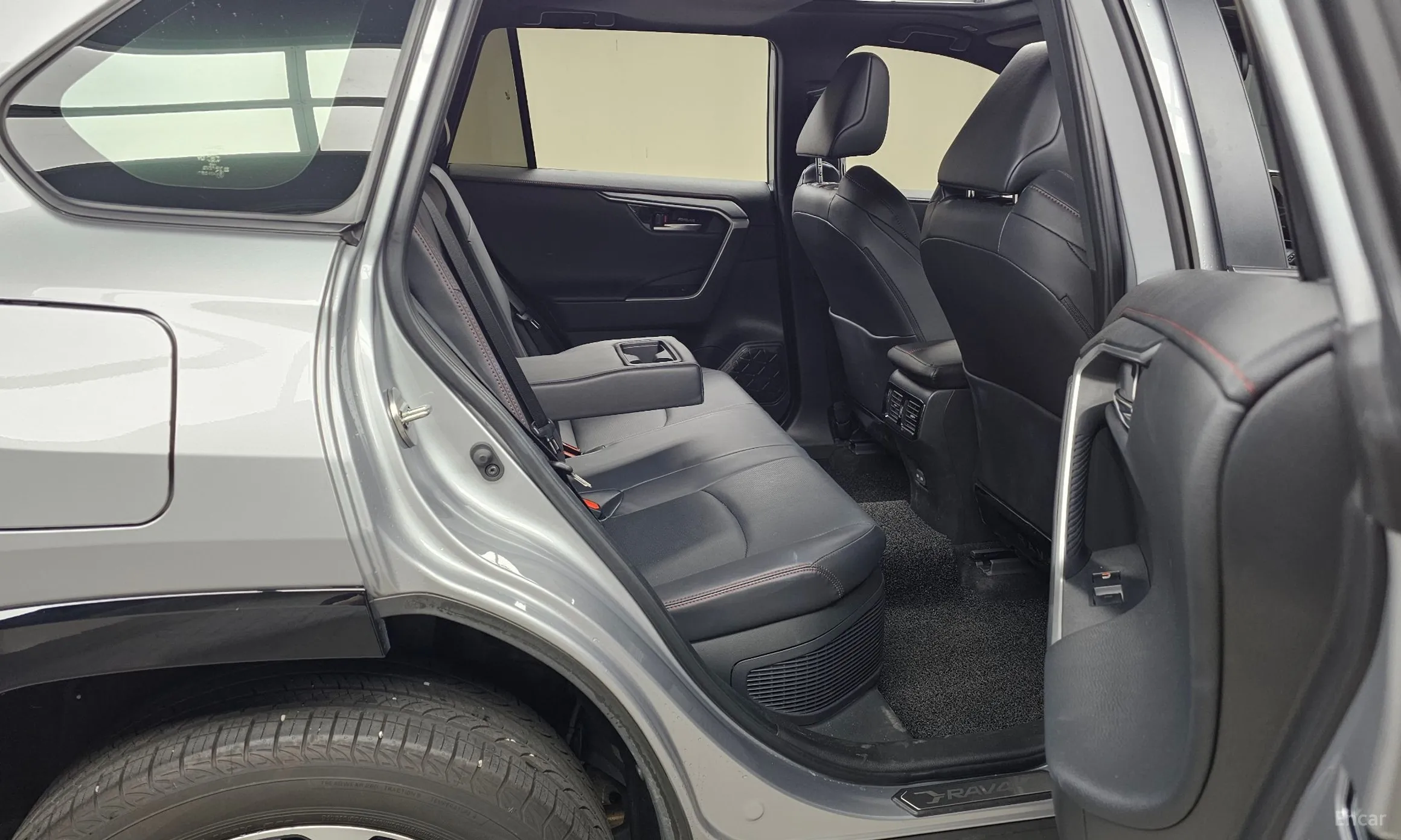 Toyota RAV4 5th Generation превью 12