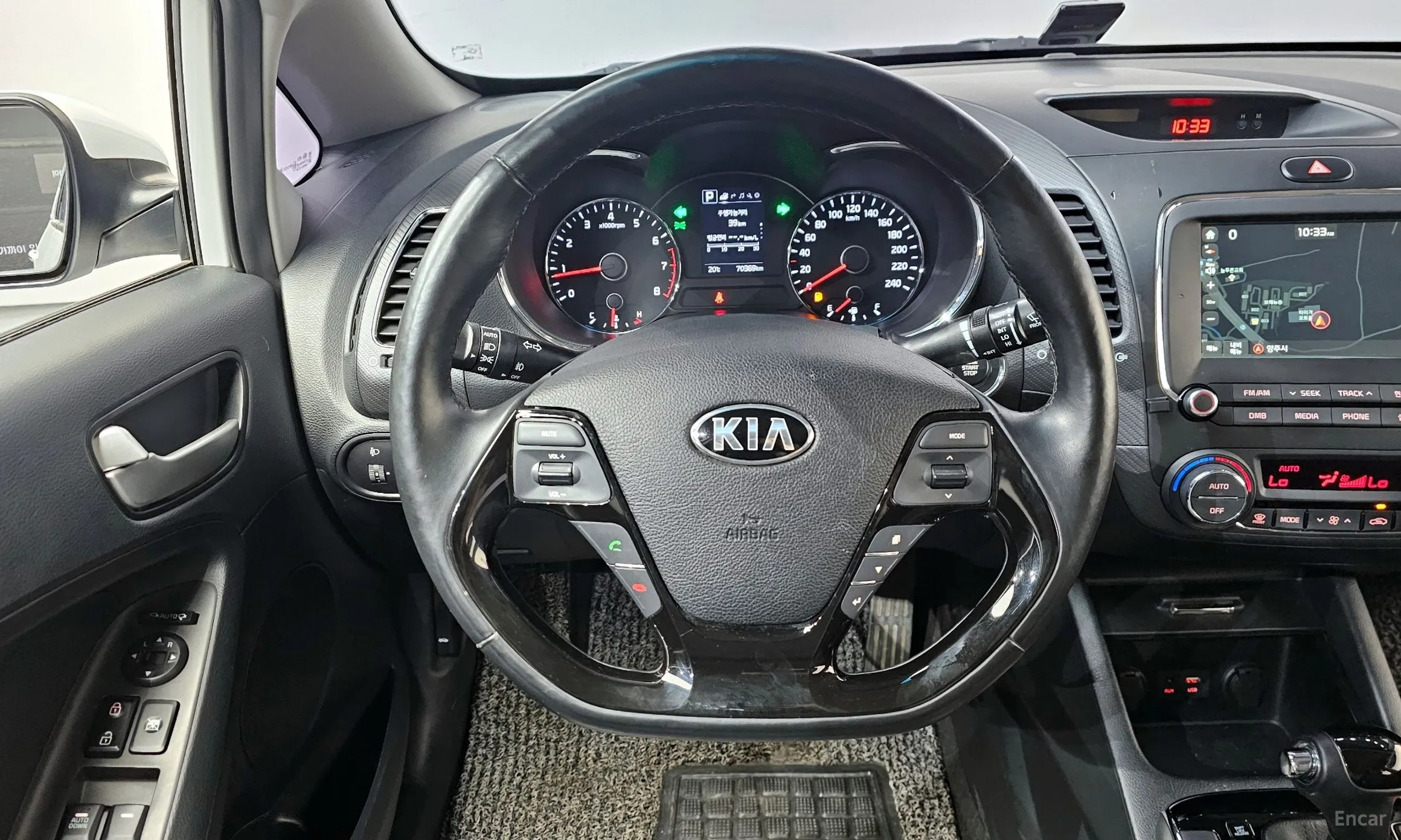 Kia K3 превью 13