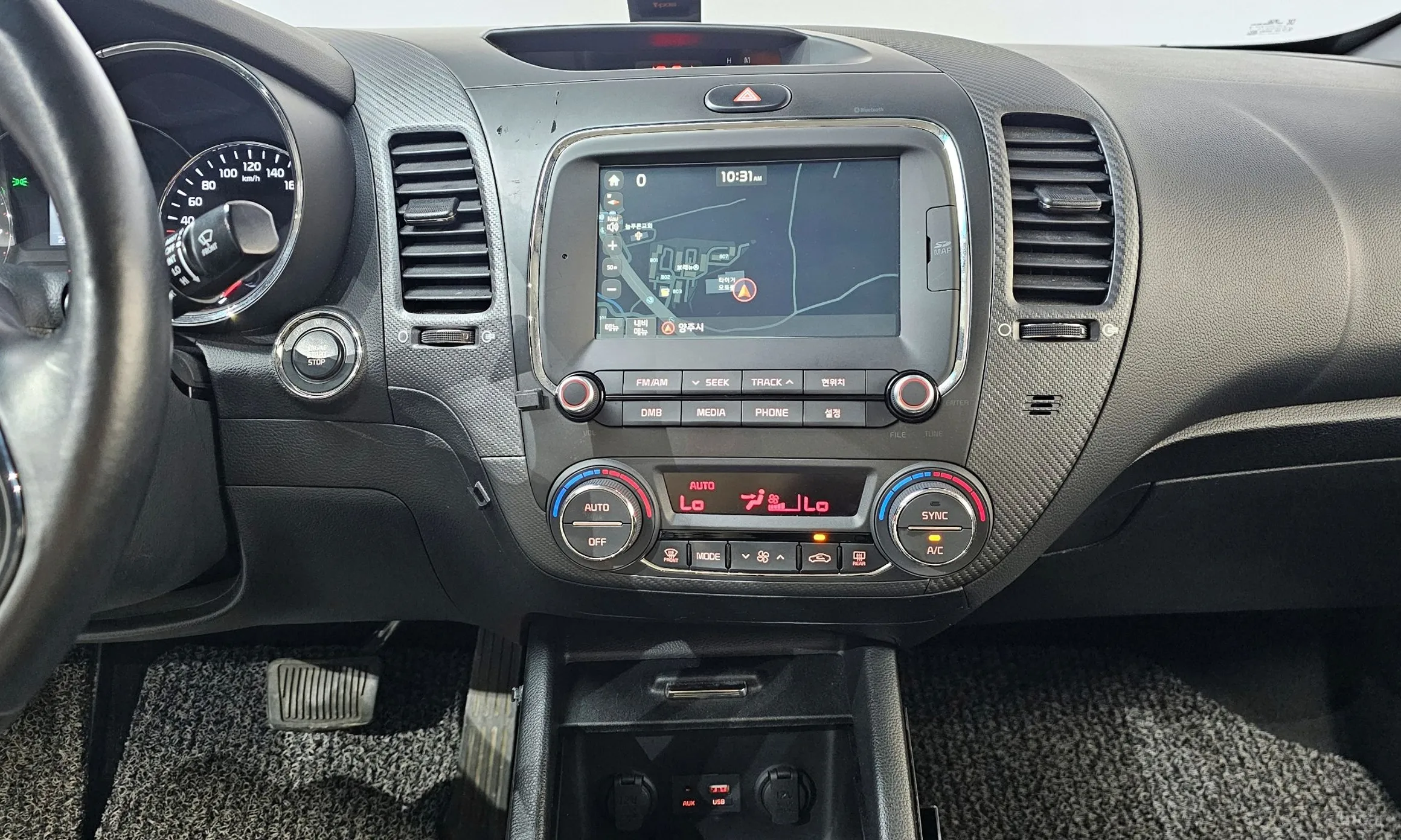 Kia K3 превью 14